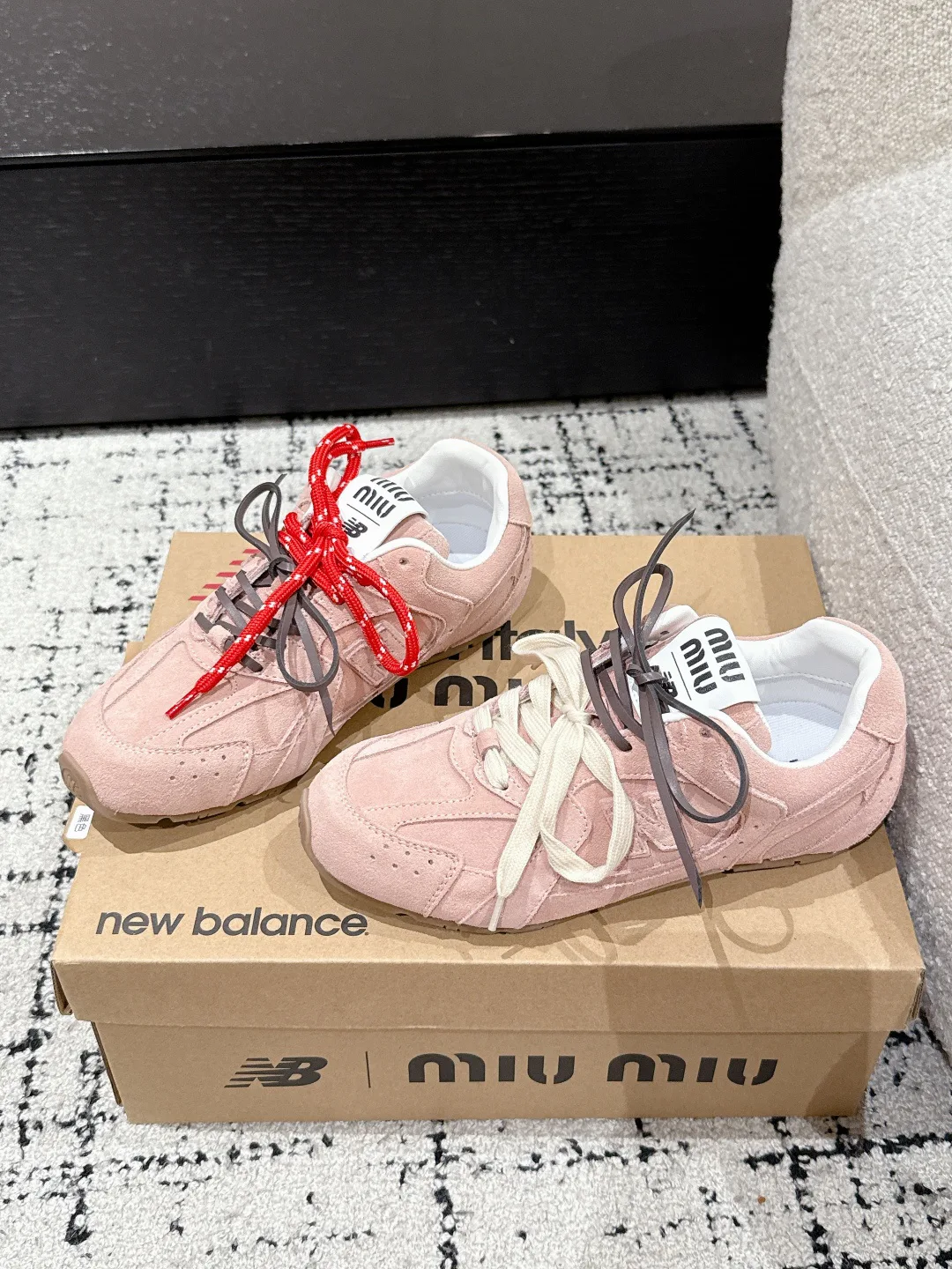 Women's Sneakers MIU MIU 18409630