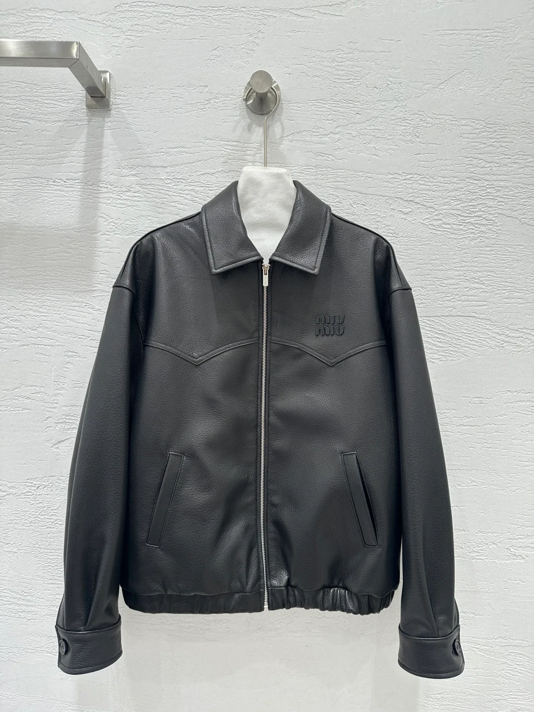 Women's Leather Jackets And Sheepskin Coats MIU MIU 18172568