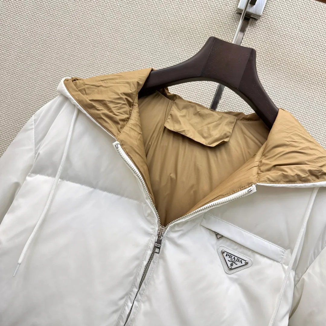 Women's Jackets And Down Jackets PRADA 18183488