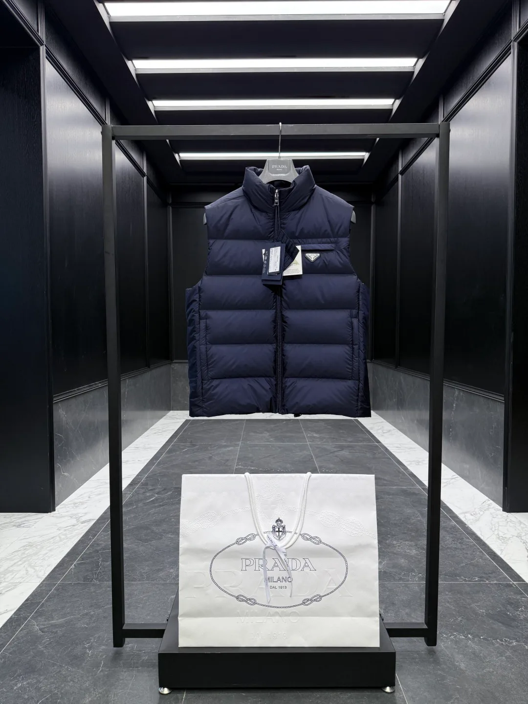 Жилеты Мужские Prada 18589897