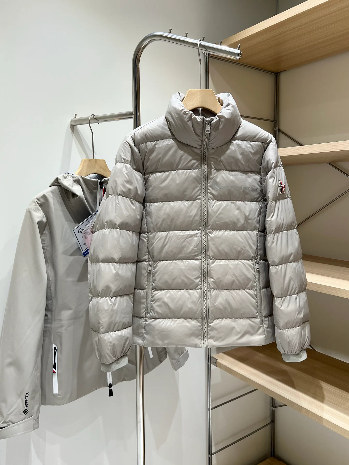 Women's Jackets And Down Jackets MONCLER 18131363