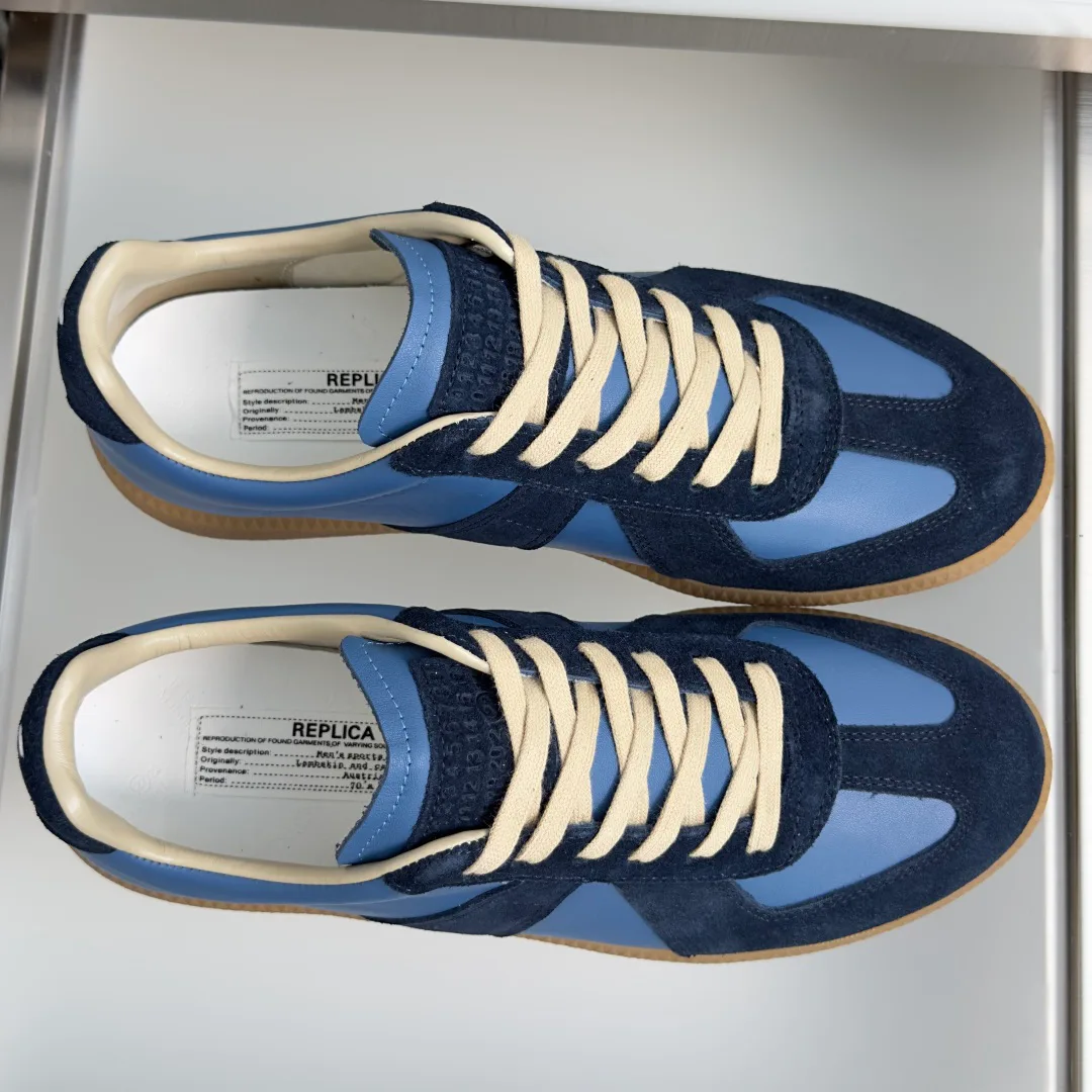 Women's Sneakers MAISON MARGIELA 17799515