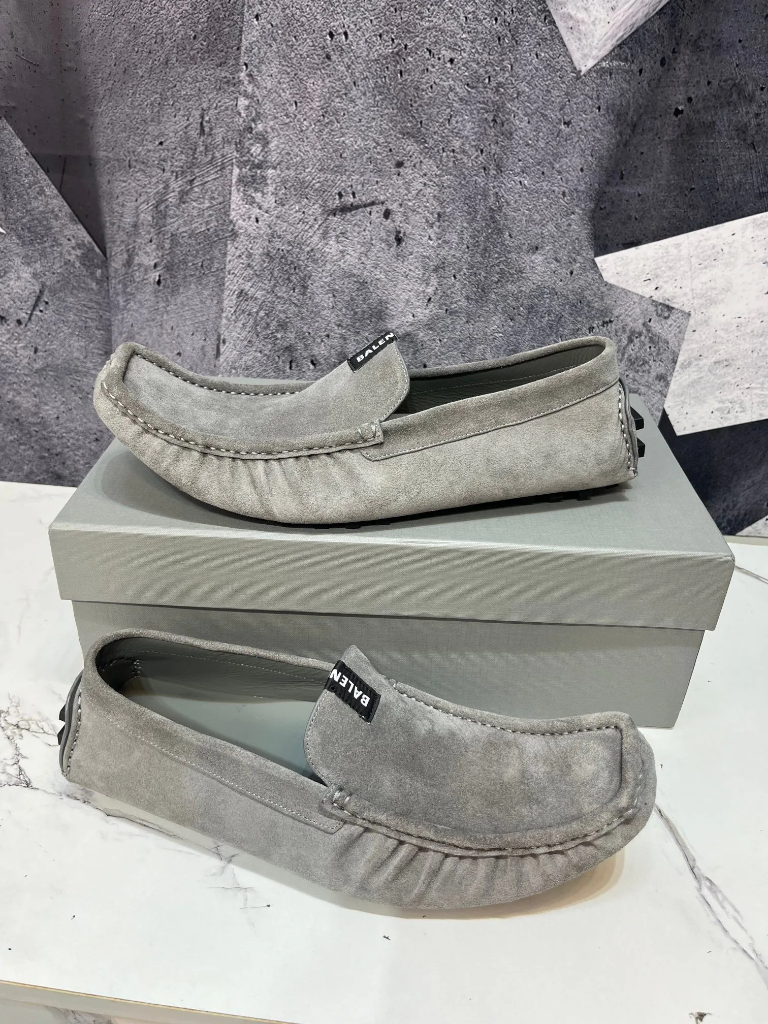 Men's Loafers And Dress Shoes BALENCIAGA 17369801