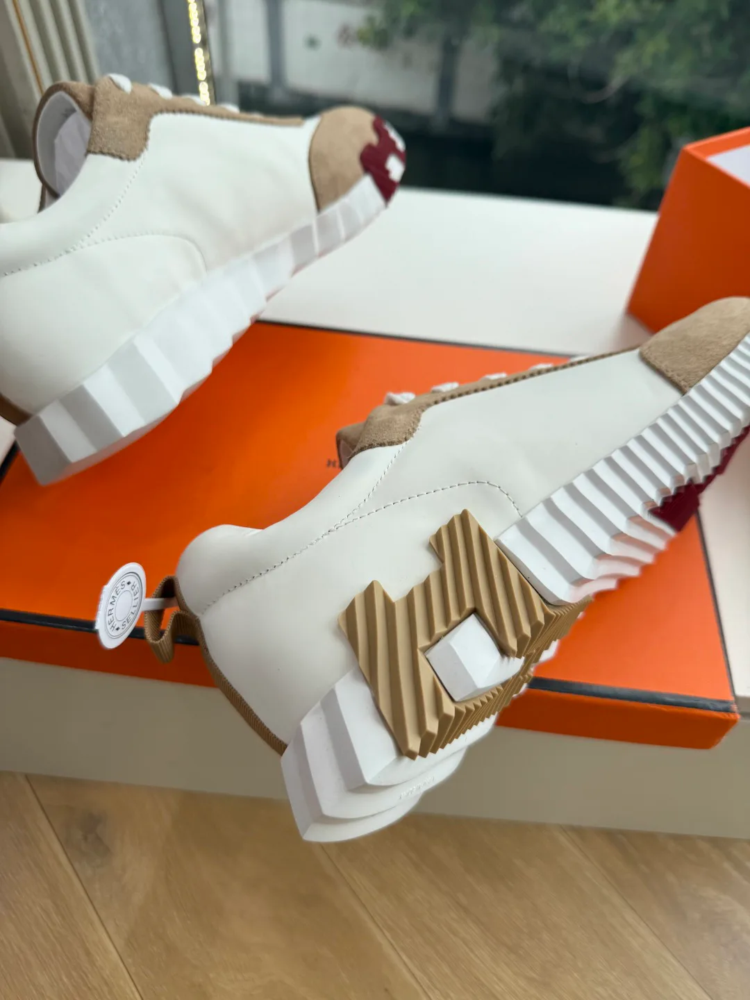 Women's Sneakers HERMES 18053482