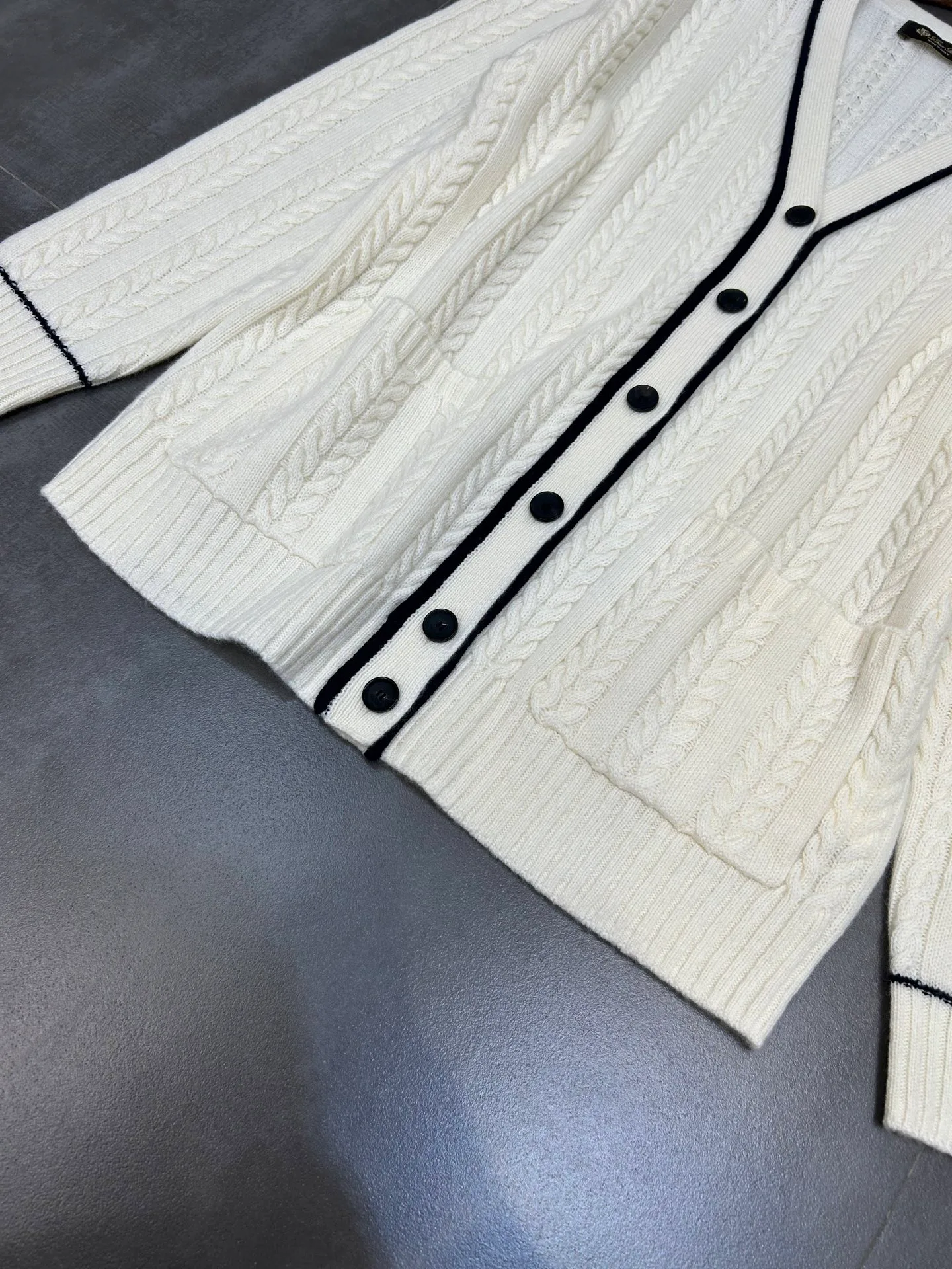 Women's Jumpers And Sweaters LORO PIANA 17959307
