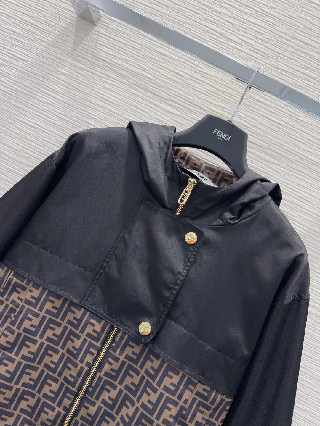 Women's Jackets And Down Jackets FENDI 18388620
