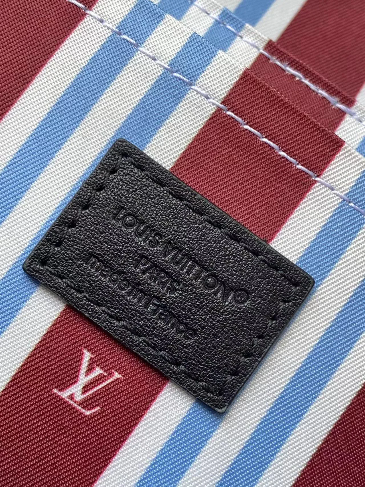 Women's Shoulder Bags LOUIS VUITTON 17949177