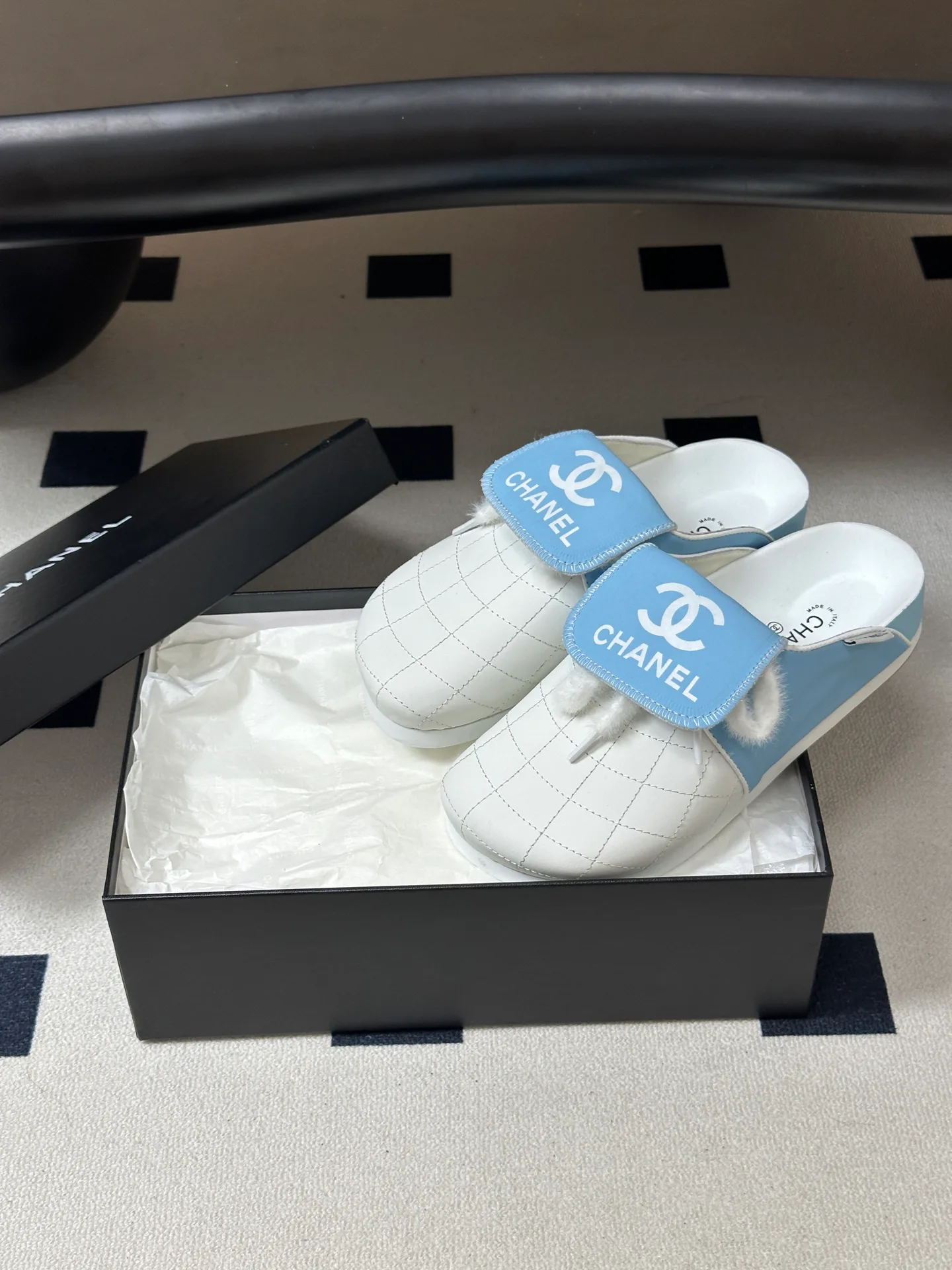 Women's Mules And Clogs CHANEL 17830302