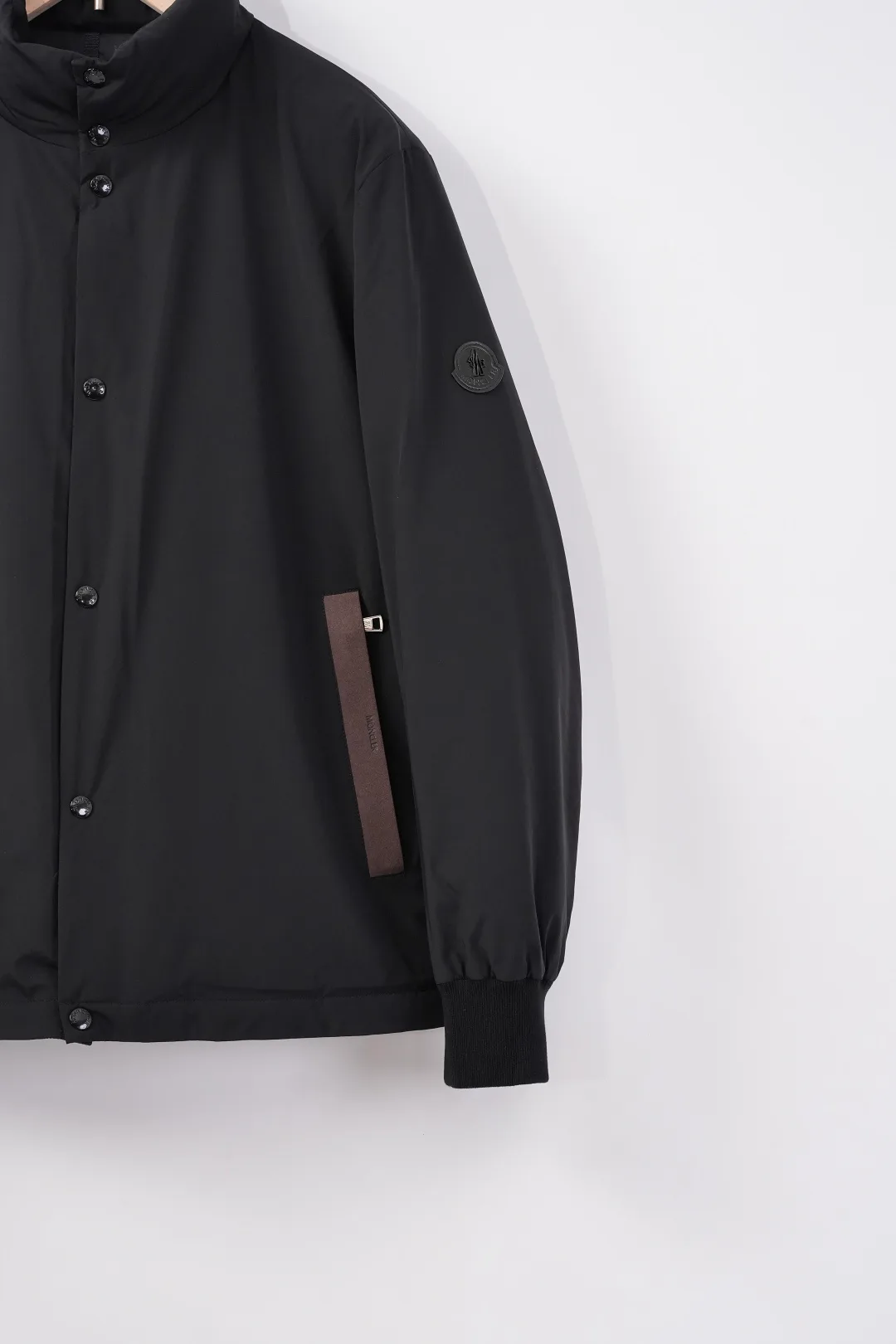 Men's Jackets And Down Jackets MONCLER 18507114