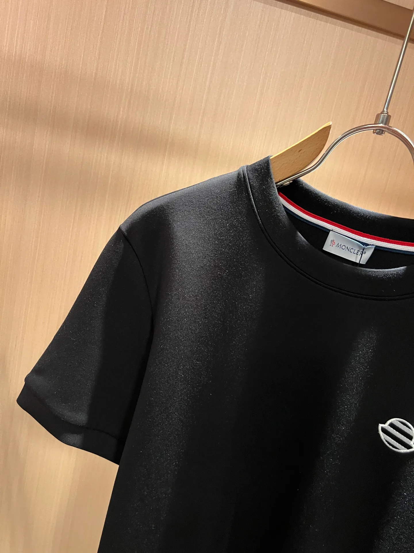 Men's T-Shirts MONCLER 18519543