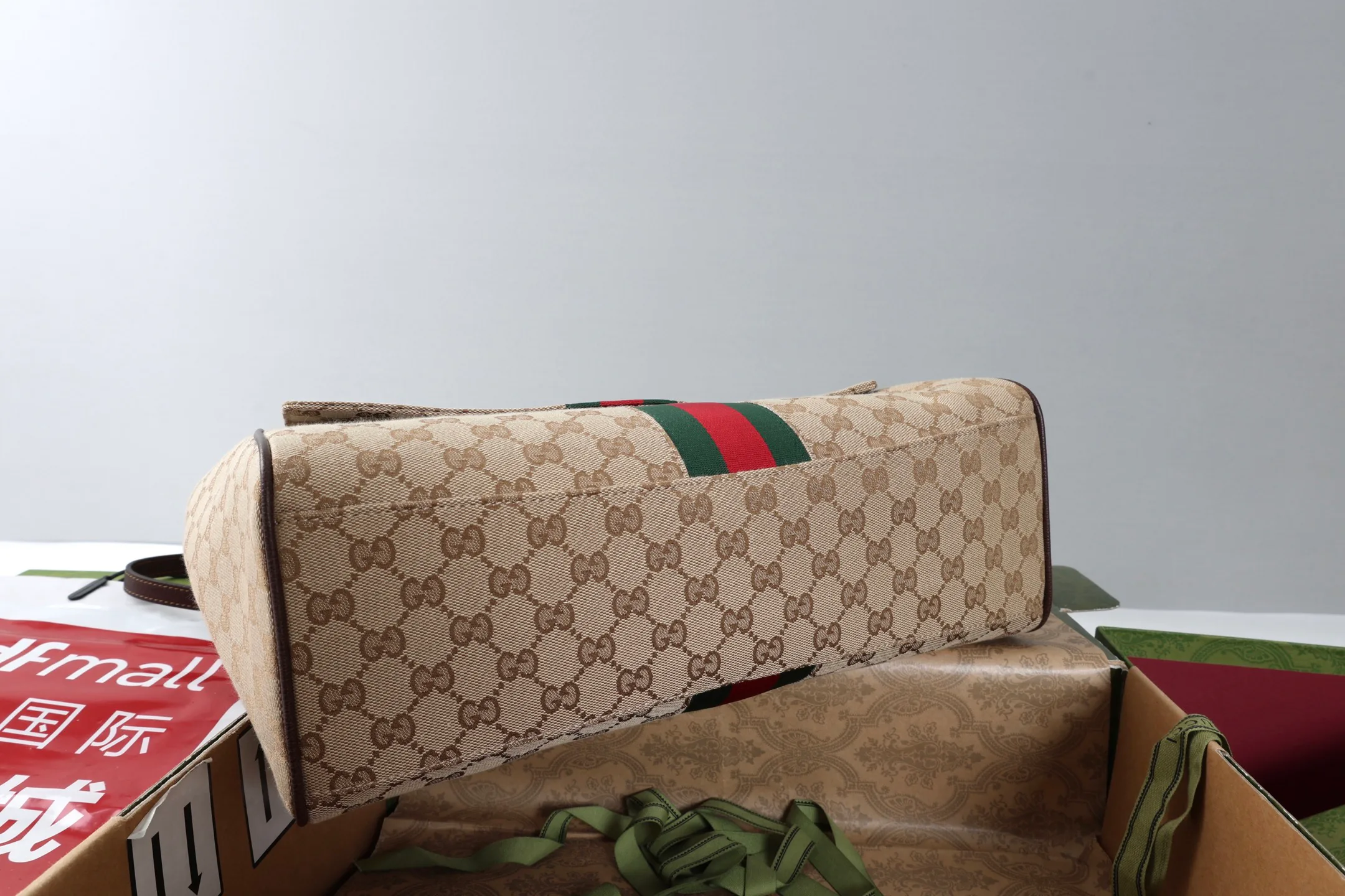 Women's Classic Handbags GUCCI 17882905