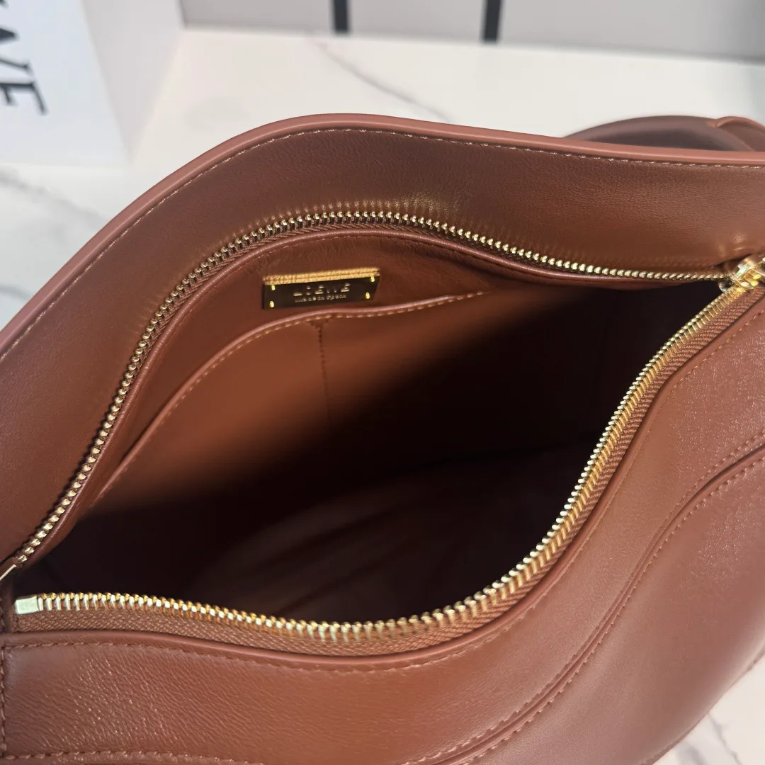 Women's Classic Handbags LOEWE 18278202