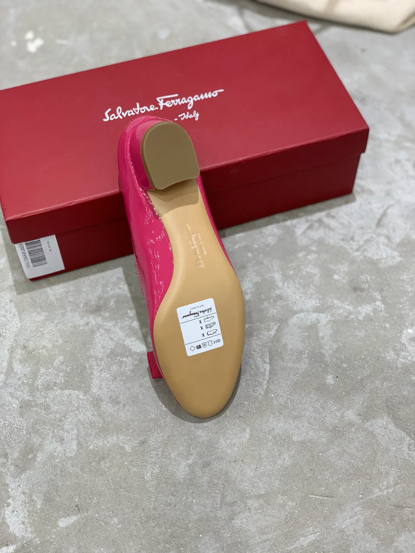 Women's Ballet Flats SALVATORE FERRAGAMO 18340666