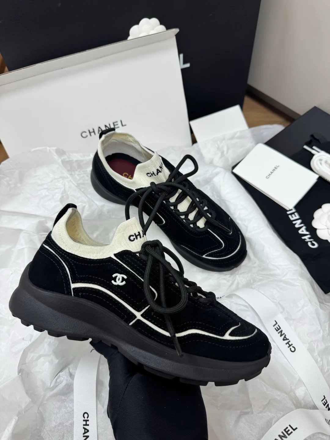 Women's Sneakers CHANEL 17418276