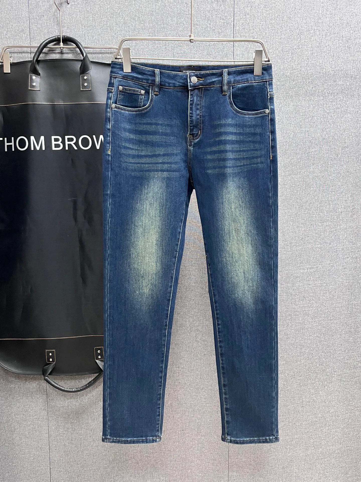 Men's Jeans GIVENCHY 18097898