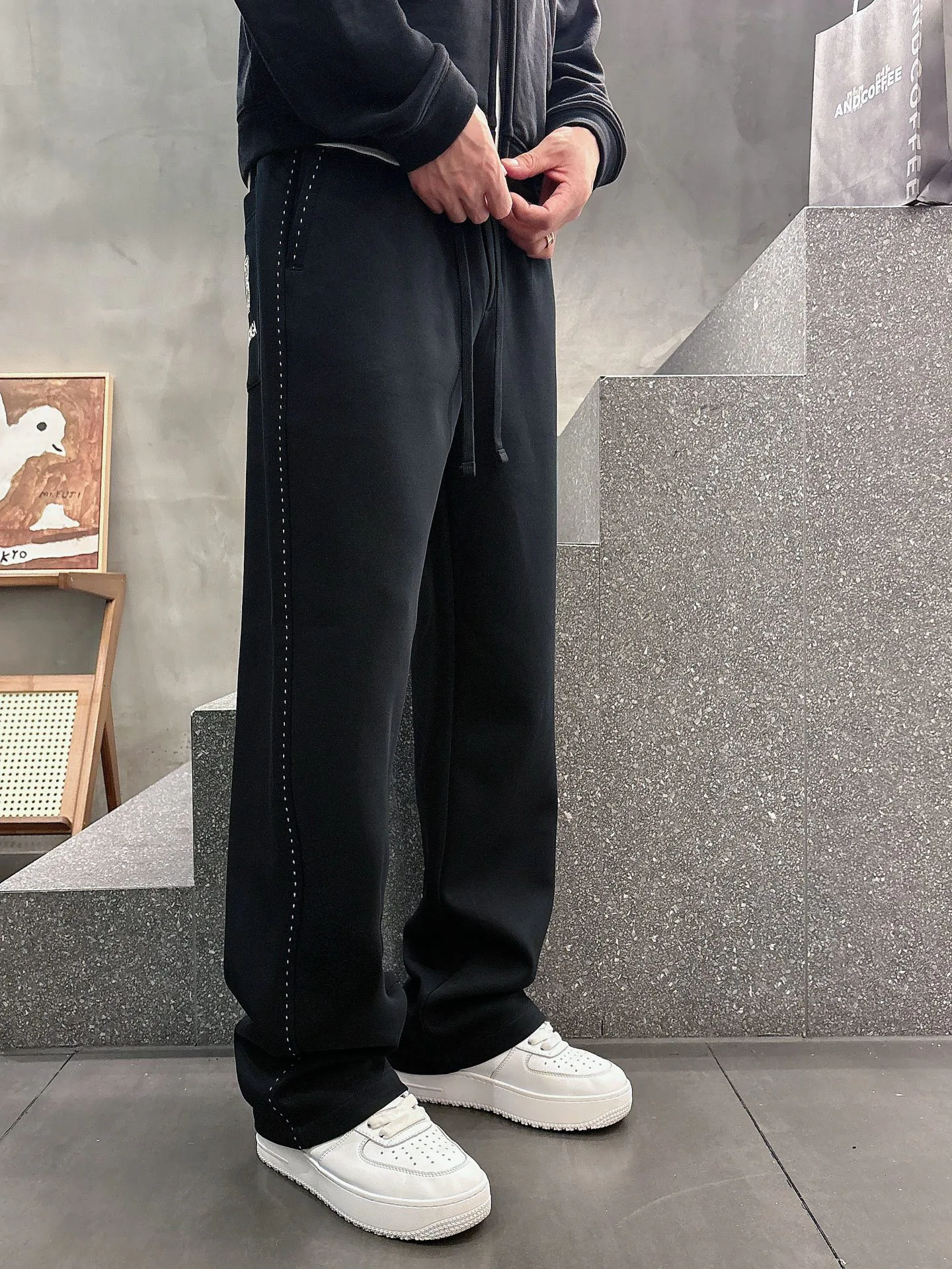 Брюки Мужские Balenciaga 18596835