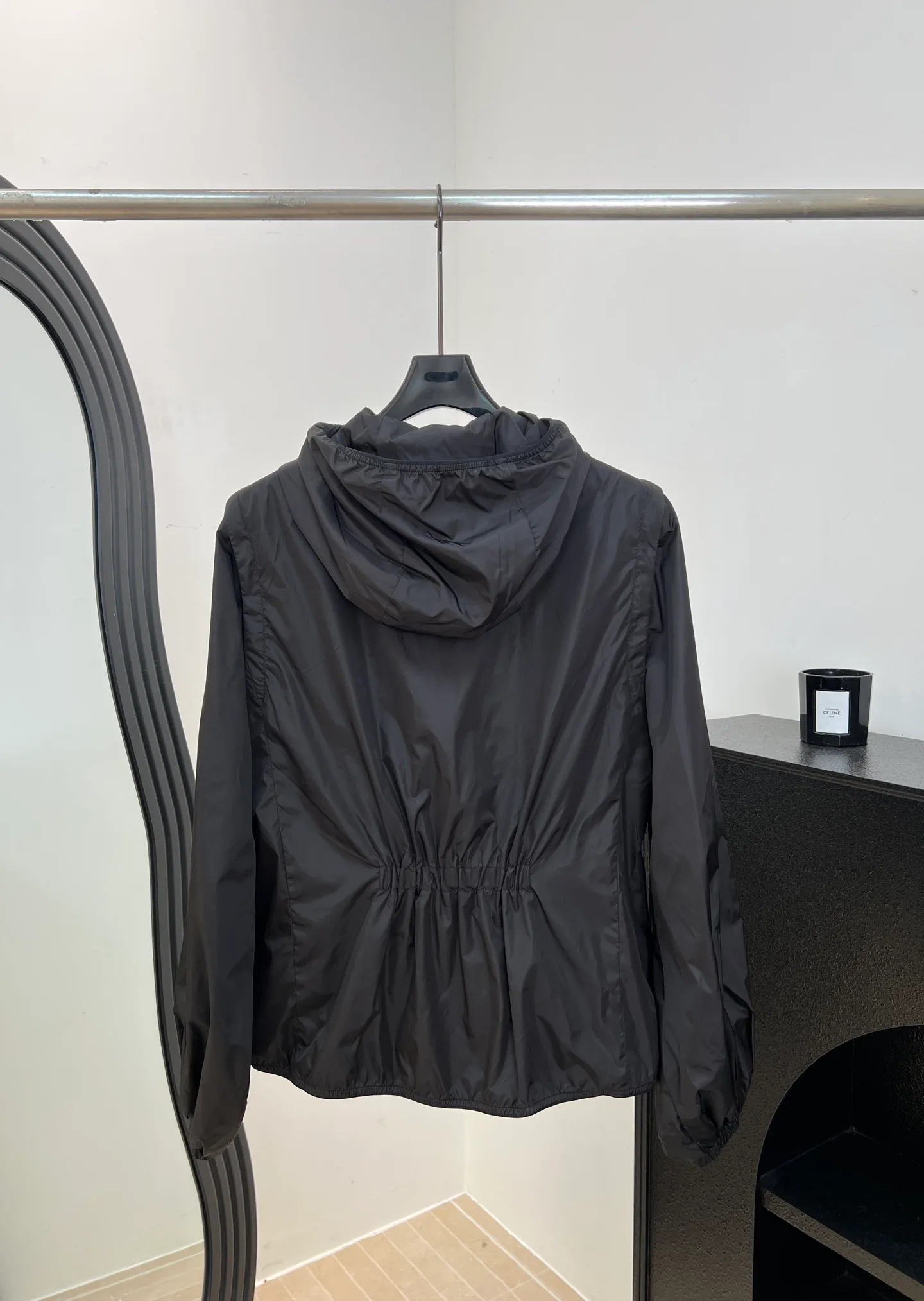 Women's Jackets And Down Jackets MONCLER 17923110