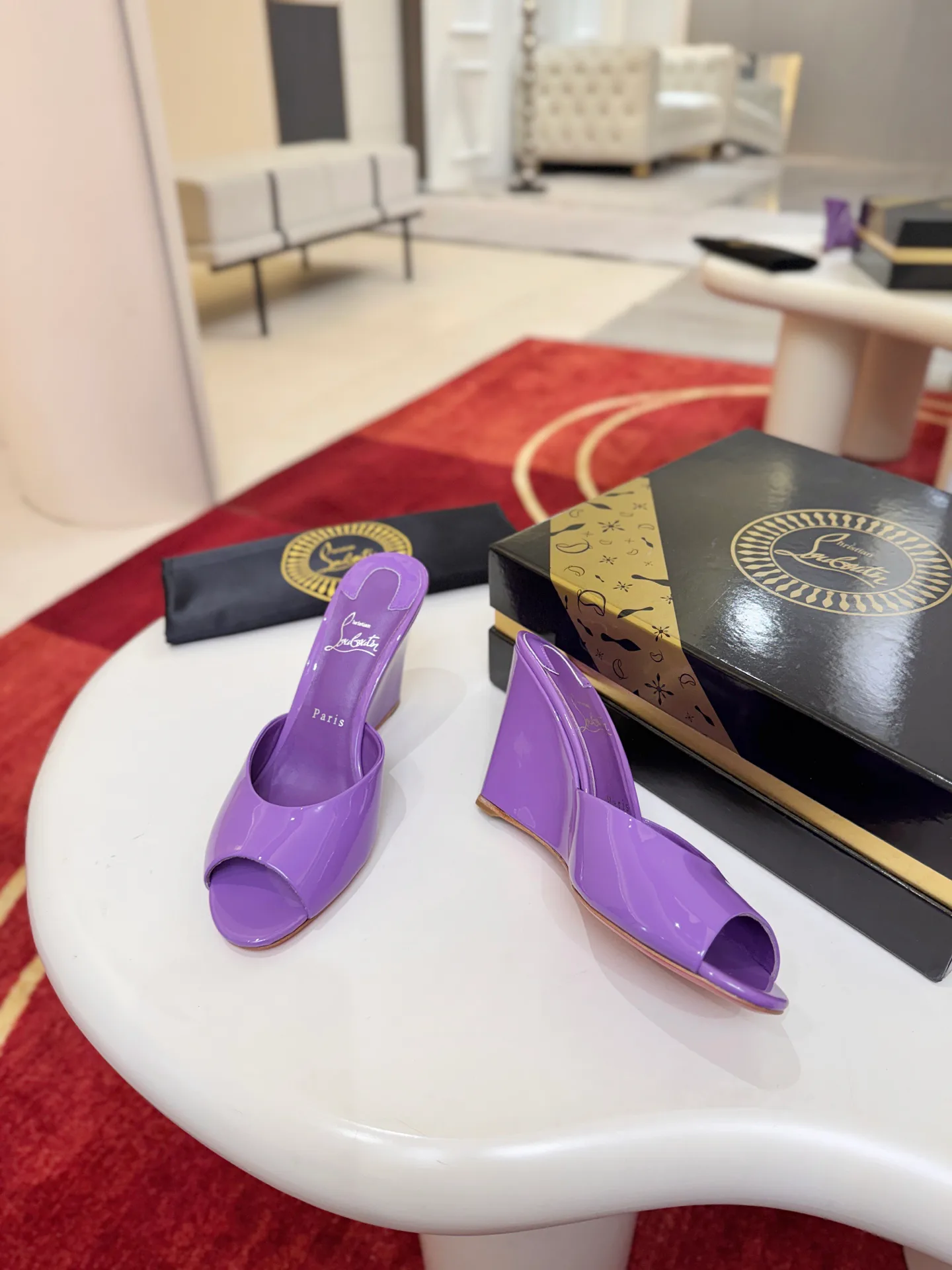 Women's Open-Toe Sandals CHRISTIAN LOUBOUTIN 18500933