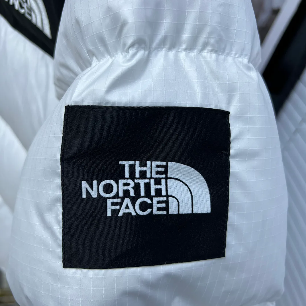 Куртки И Пуховики Мужские The North Face 18684510