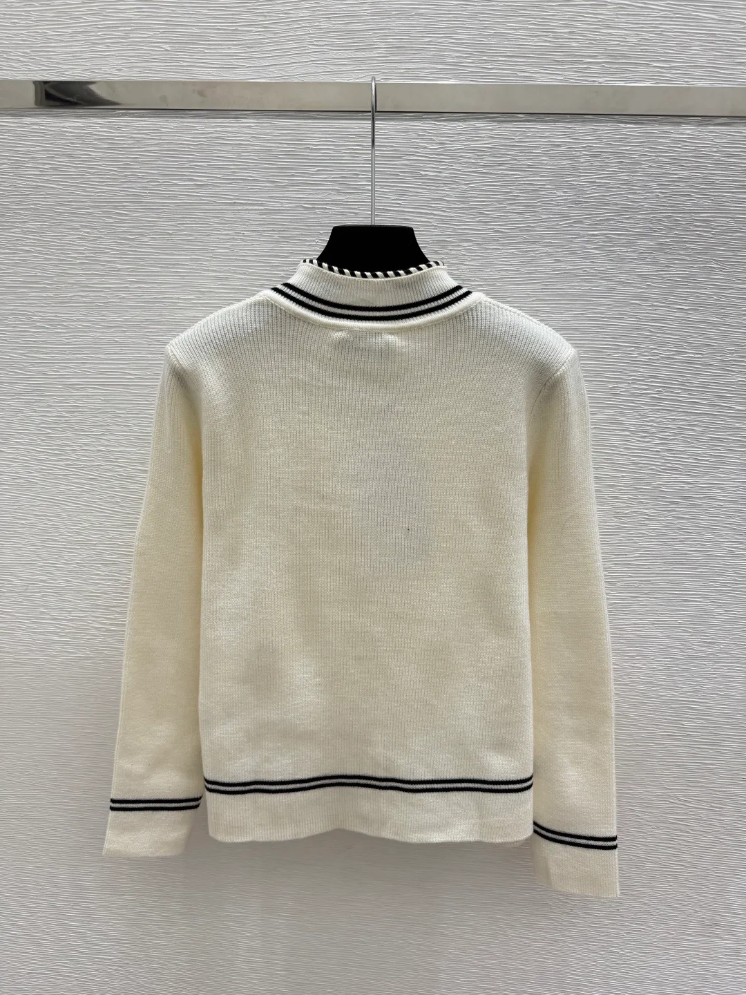 Women's Jumpers And Sweaters CHANEL 18028836