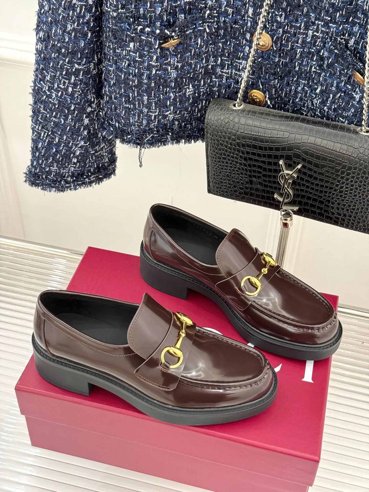 Women's Loafers And Moccasins GUCCI 18092028
