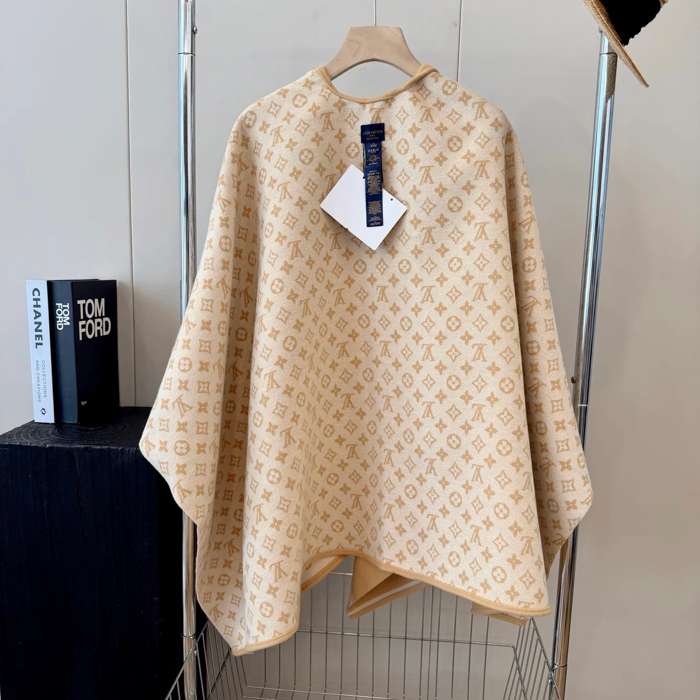Women's Coats LOUIS VUITTON 18002838