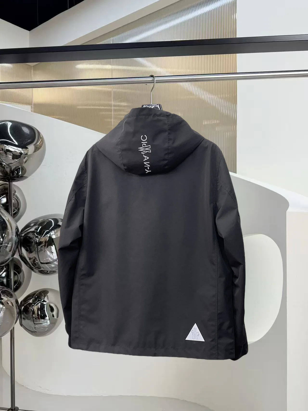 Men's Jackets And Down Jackets MONCLER 18191467