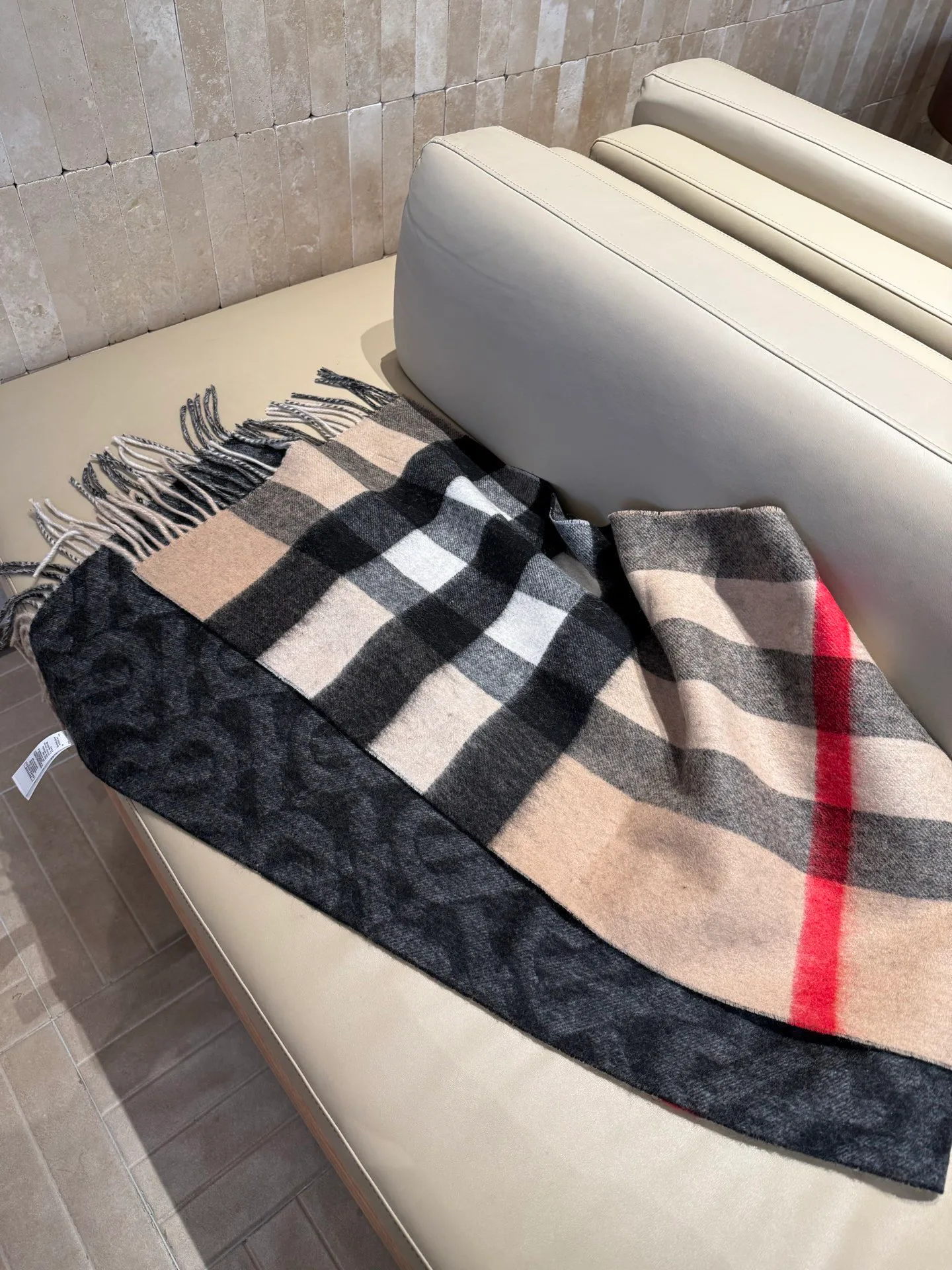 Scarves BURBERRY 18002693