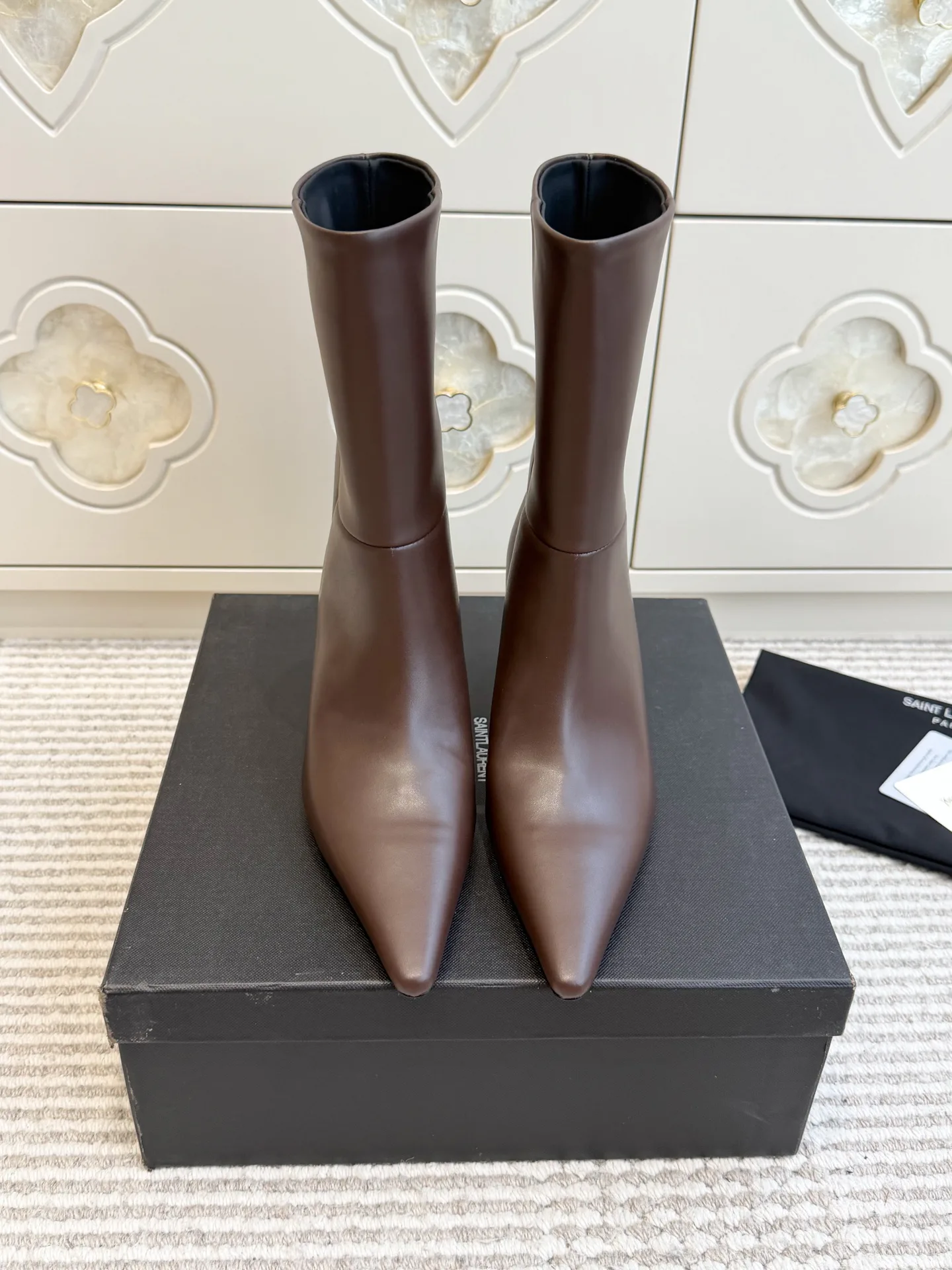 Women's Booties SAINT LAURENT 17943201