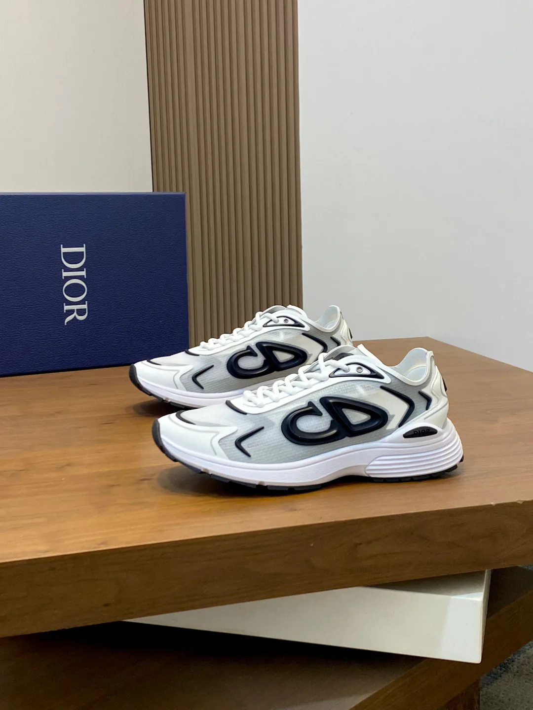 Women's Sneakers CHRISTIAN DIOR 17342980