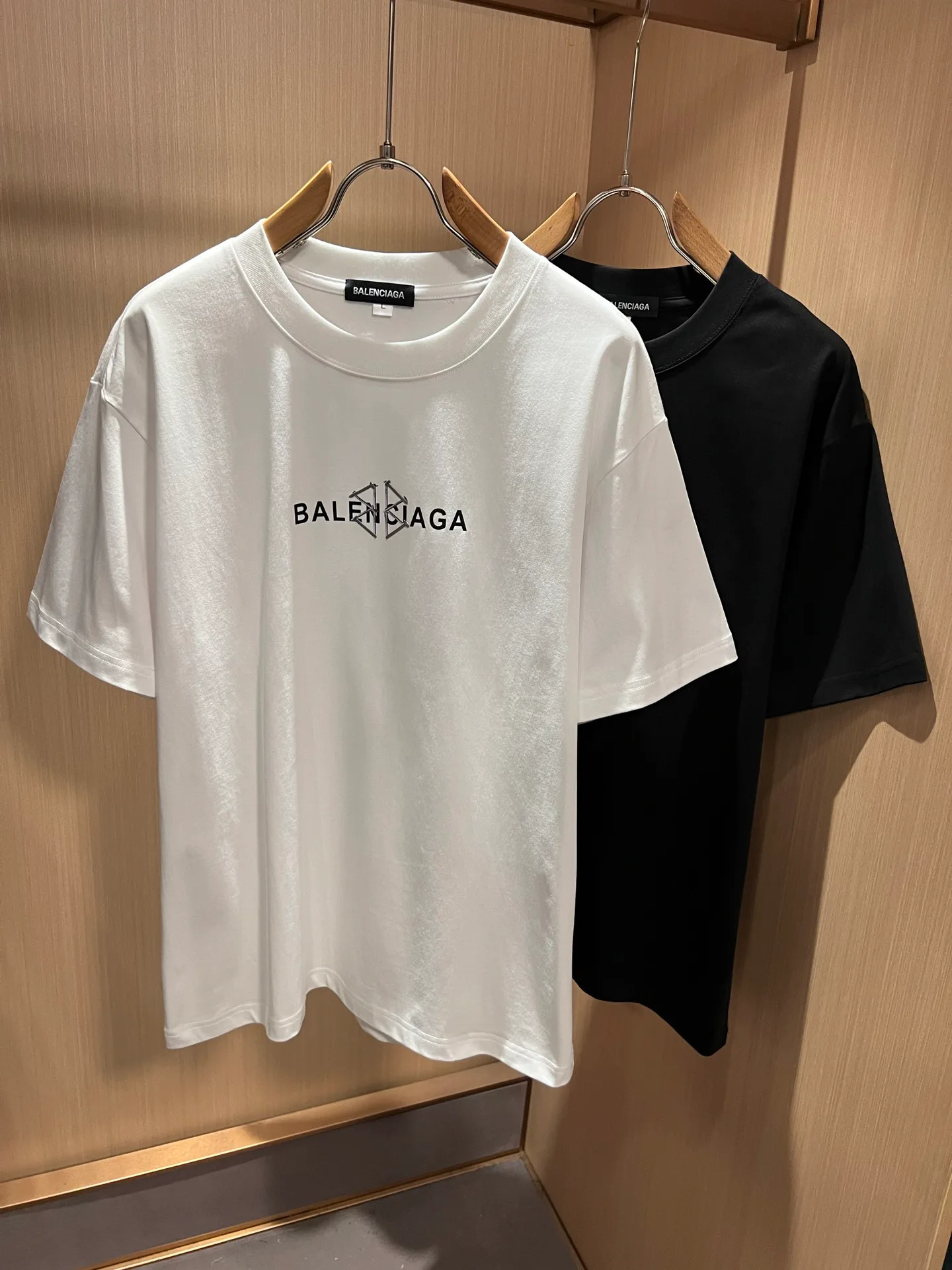 Футболки Мужские Balenciaga 18592642