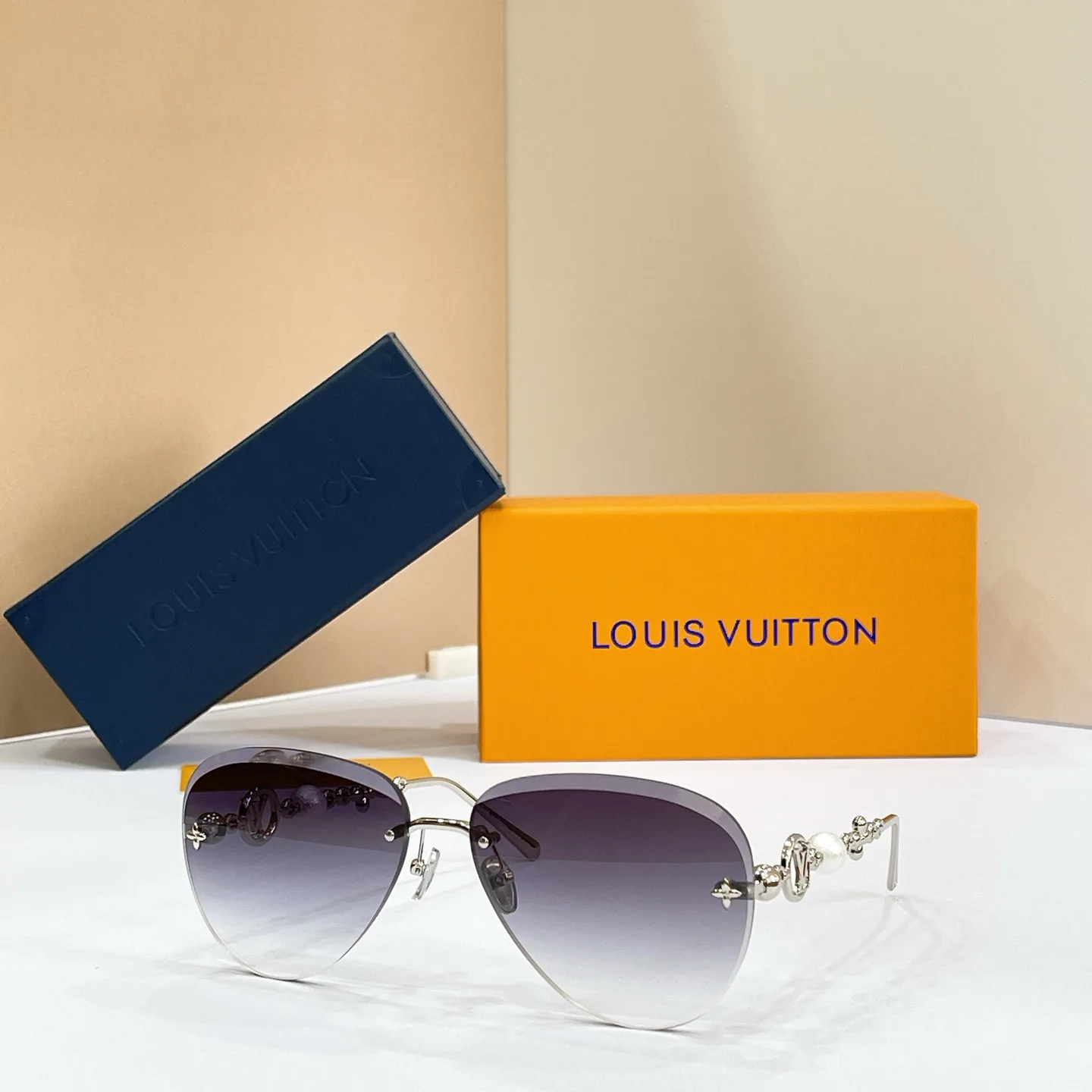Glasses LOUIS VUITTON 17495967