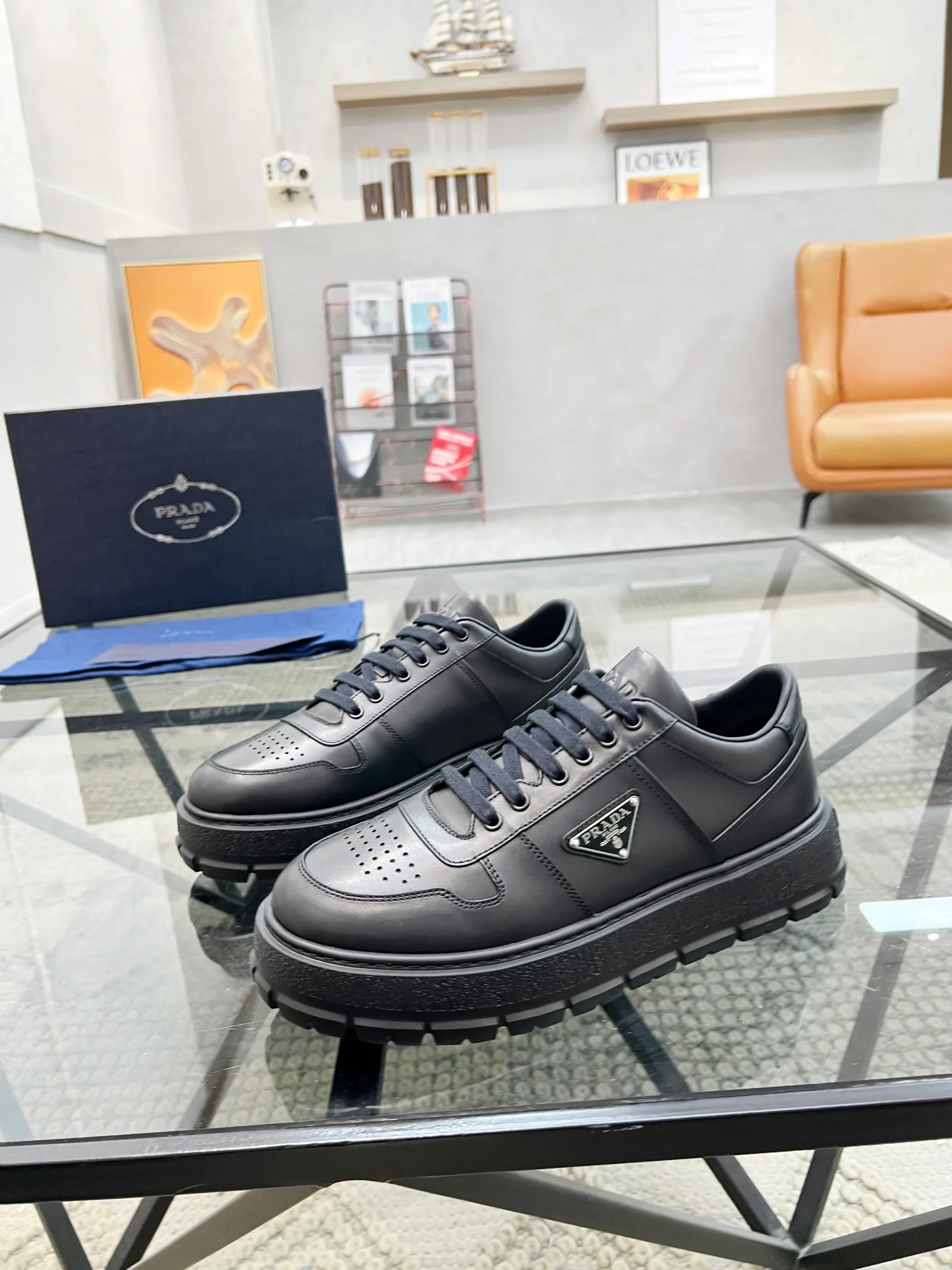 Men's Sneakers PRADA 17950945