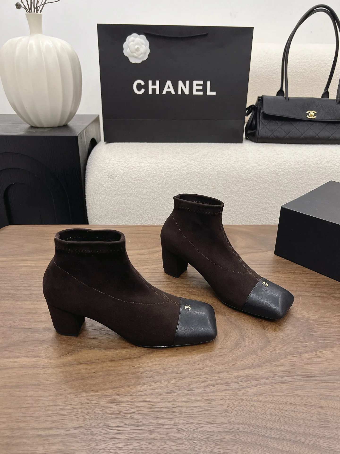 Women's Ankle Boots CHANEL 17375197