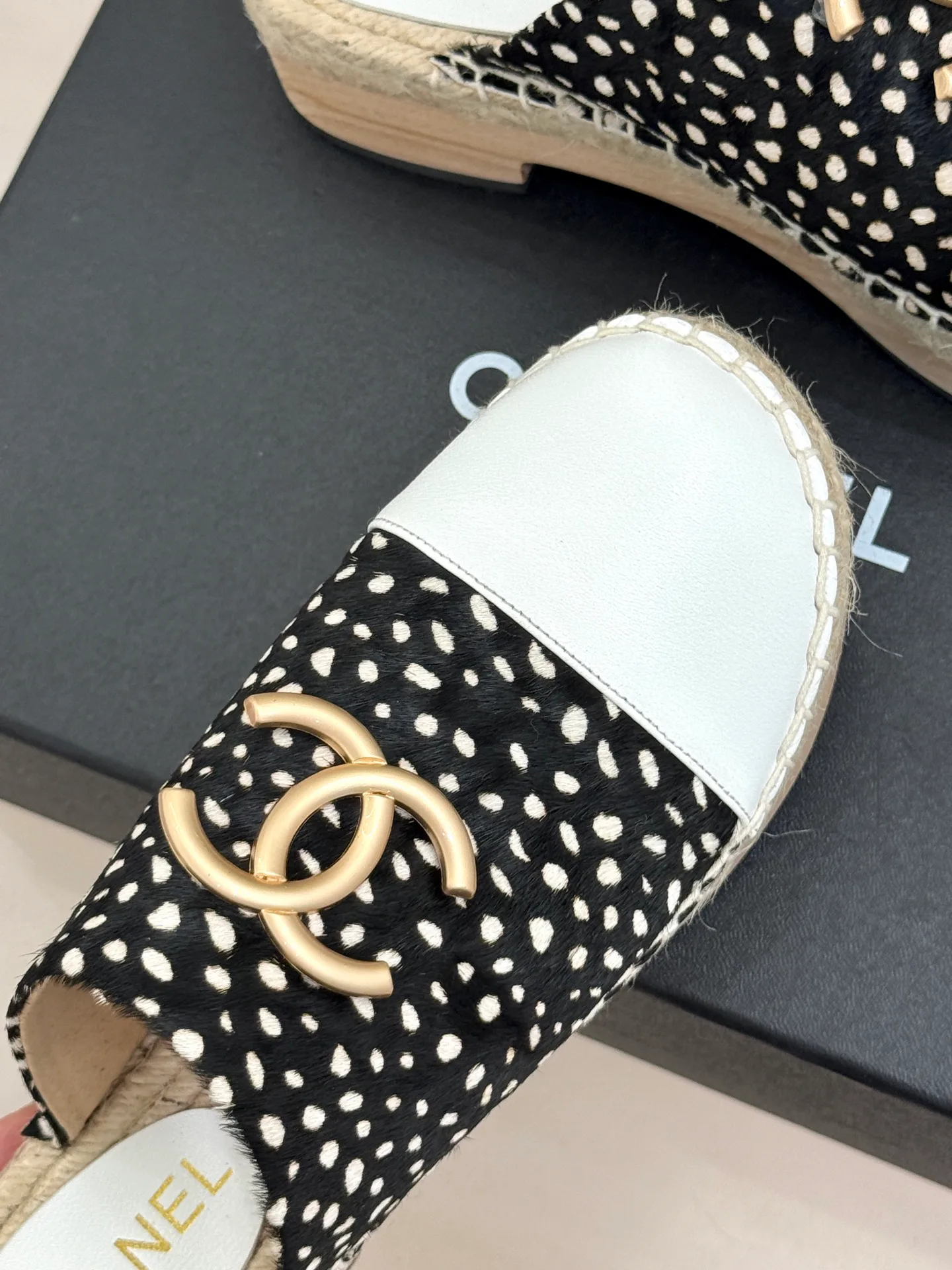 Women's Mules And Clogs CHANEL 17813173
