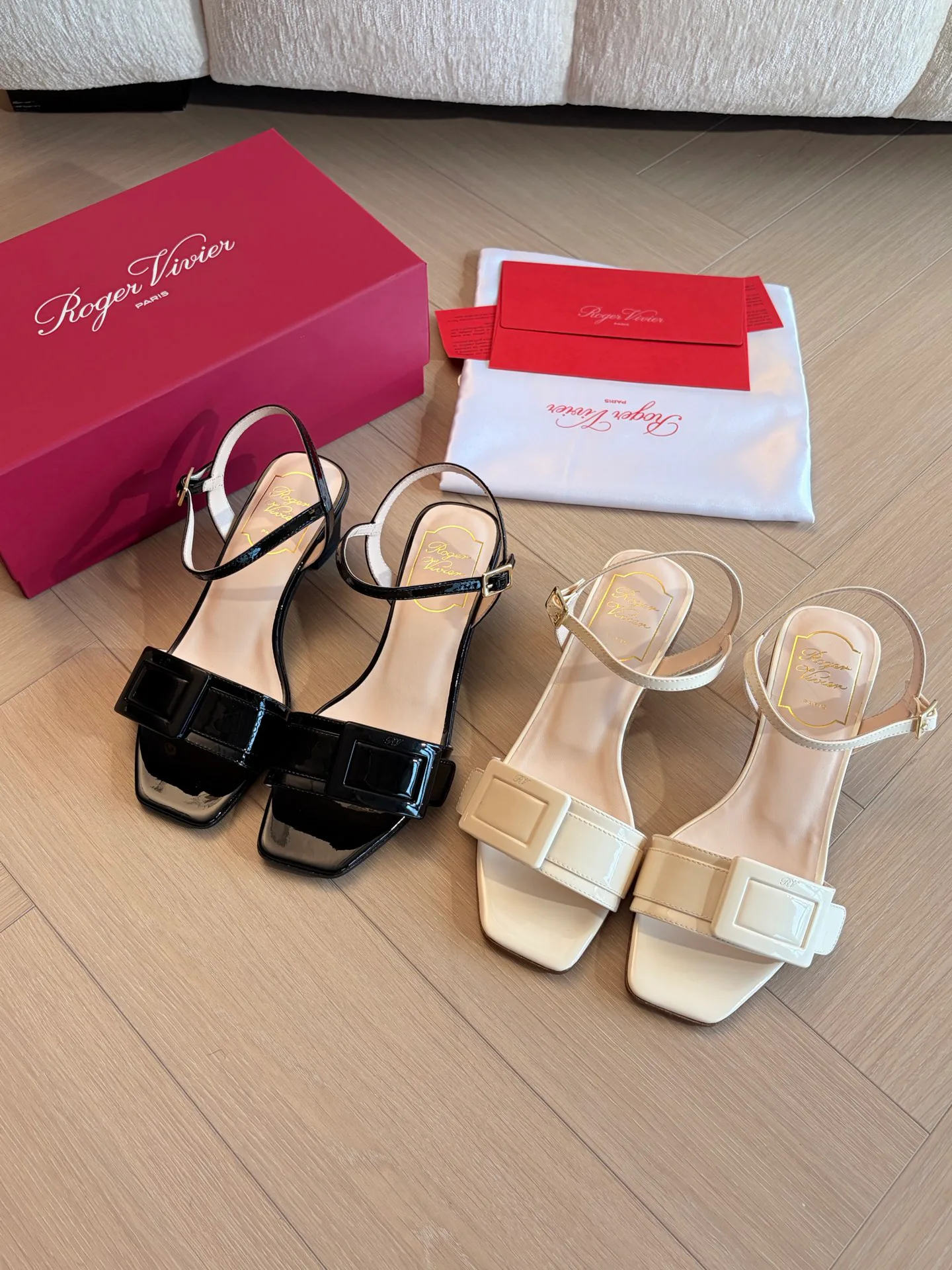 Women's Open-Toe Sandals ROGER VIVIER 17321457