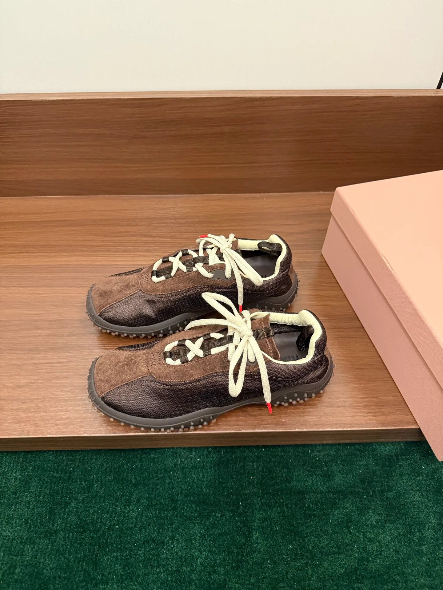 Women's Sneakers MIU MIU 18042058