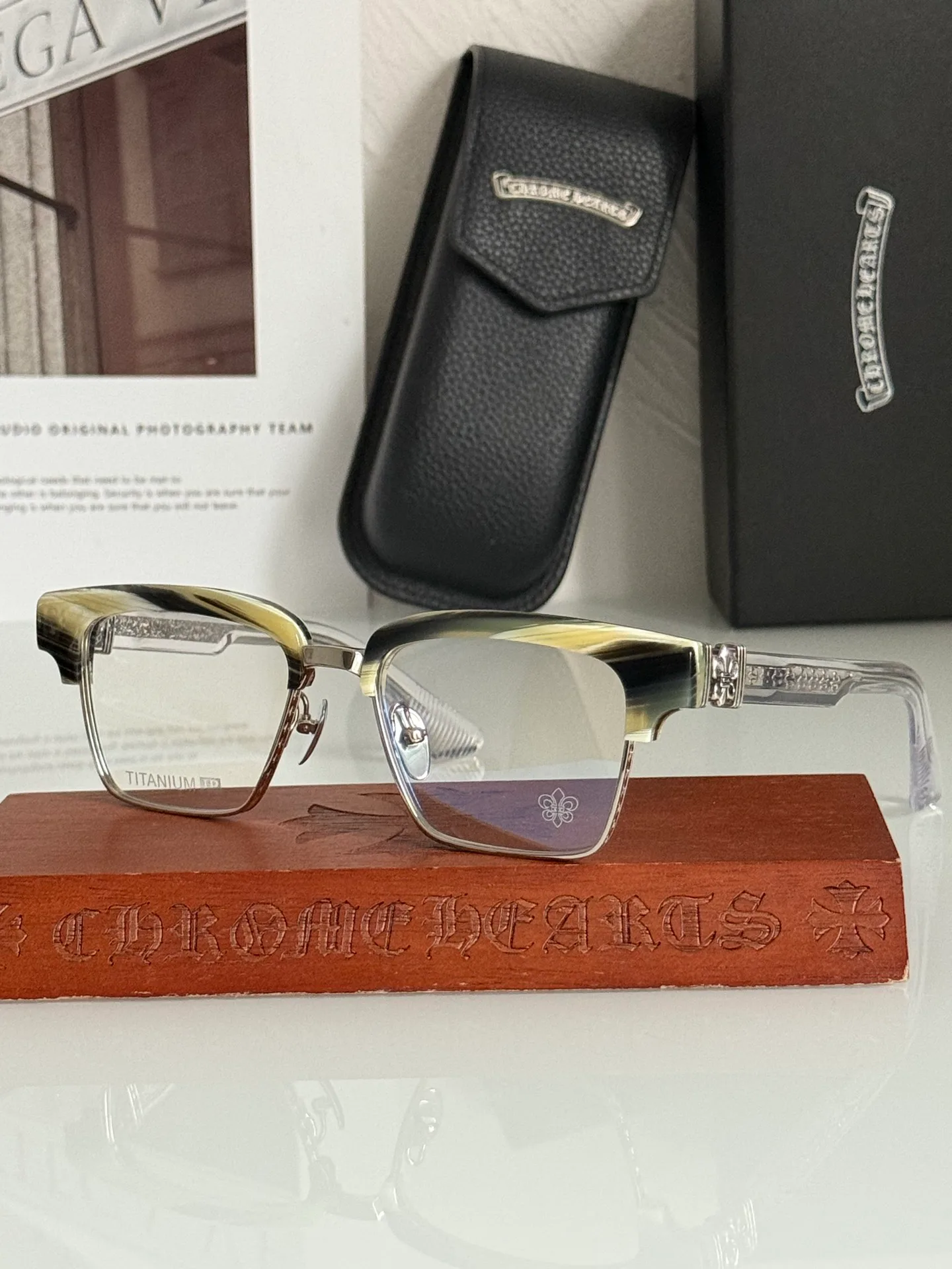 Glasses CHROME HEARTS 17565409