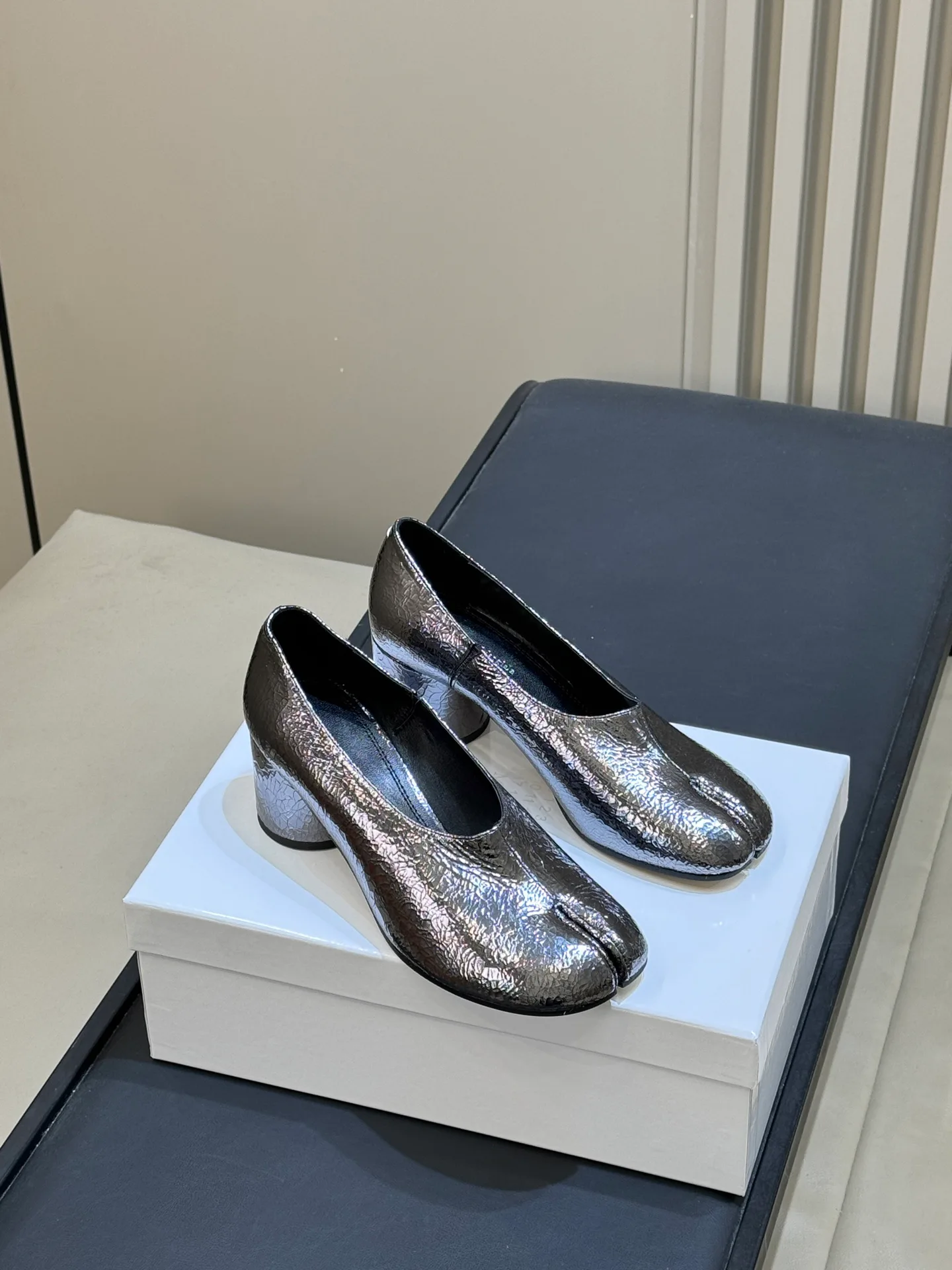 Women's Heels MAISON MARGIELA 18192860
