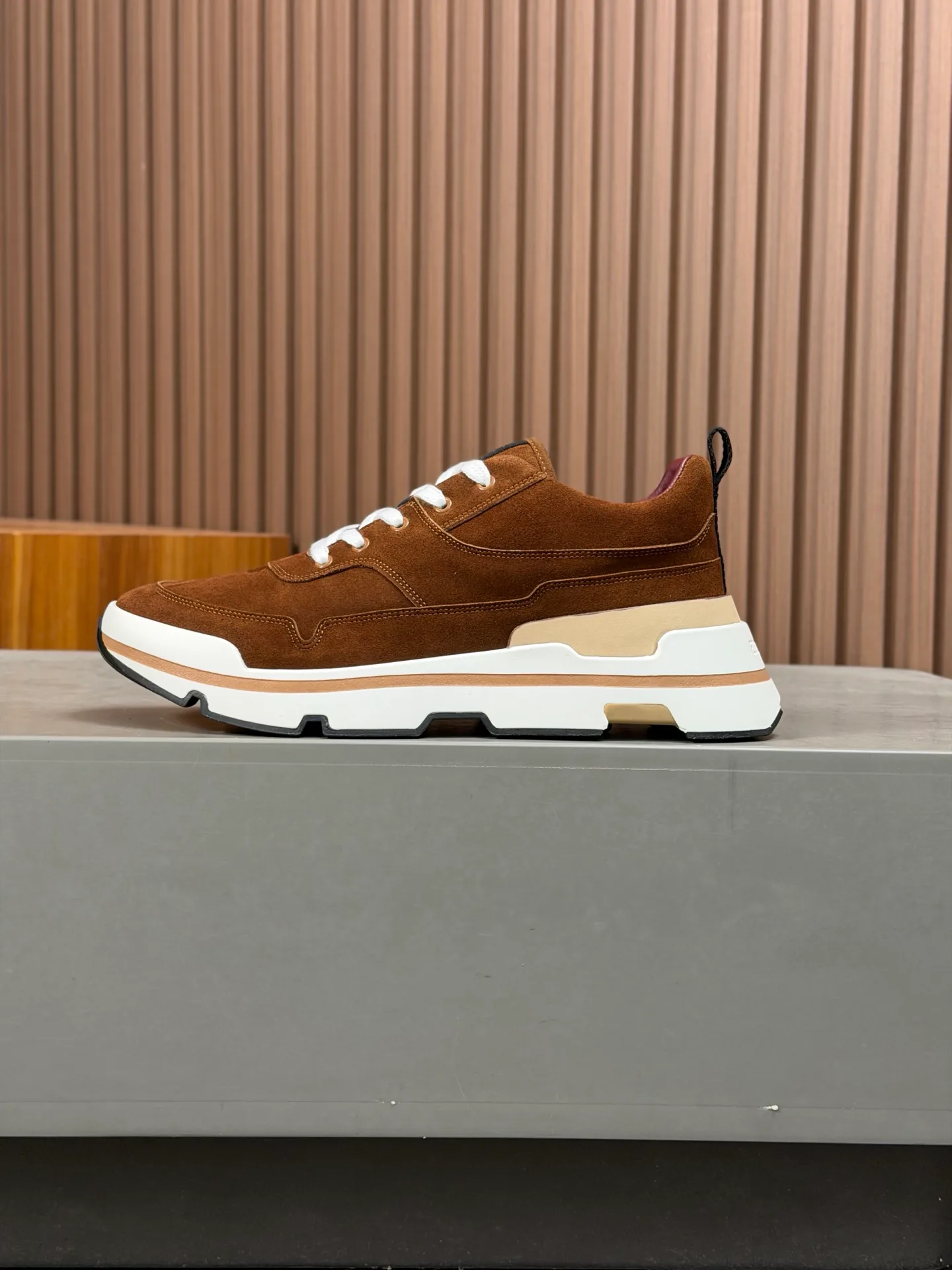 Men's Sneakers HERMES 18116577