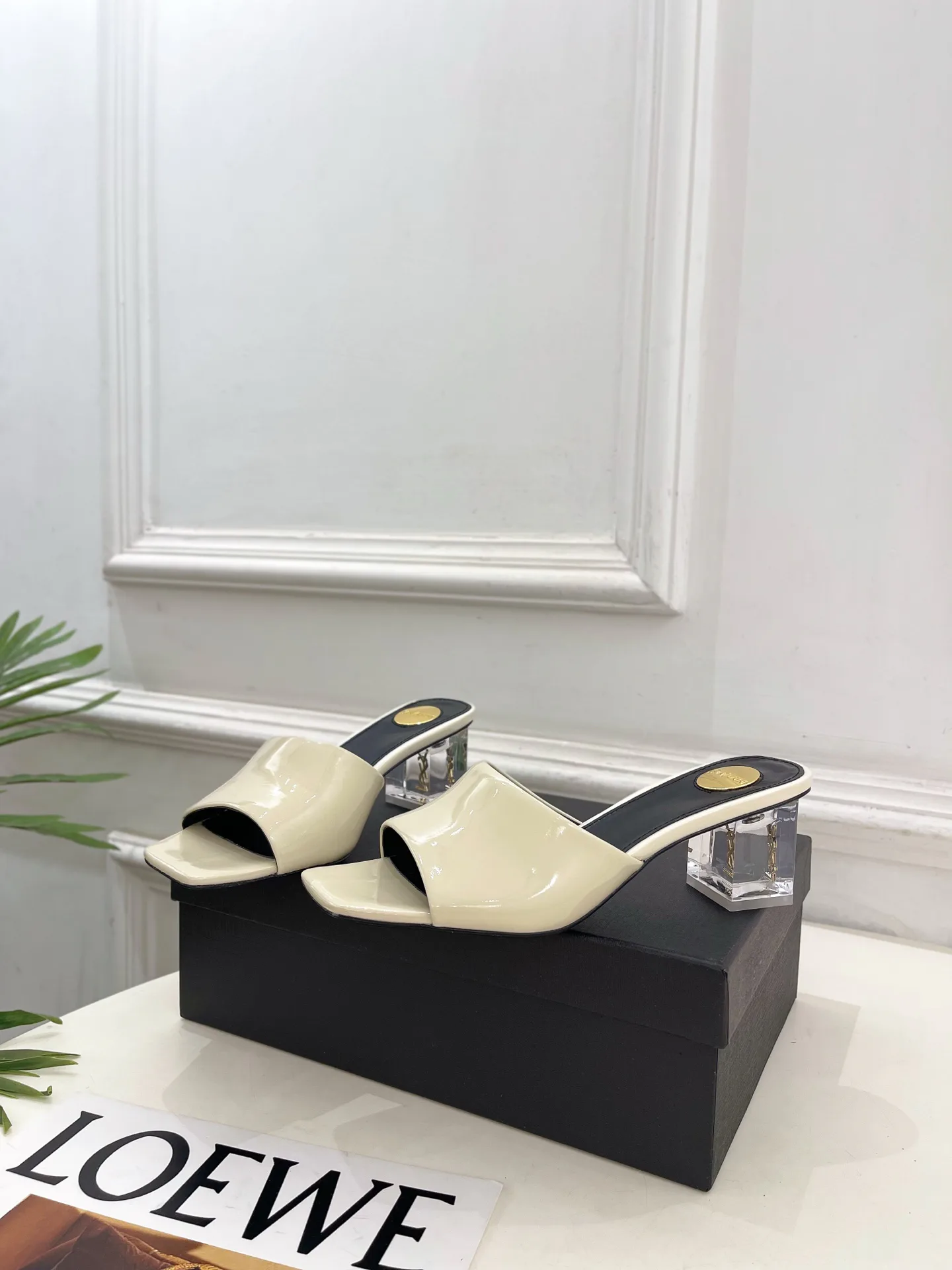 Women's Mules And Clogs SAINT LAURENT 17506905