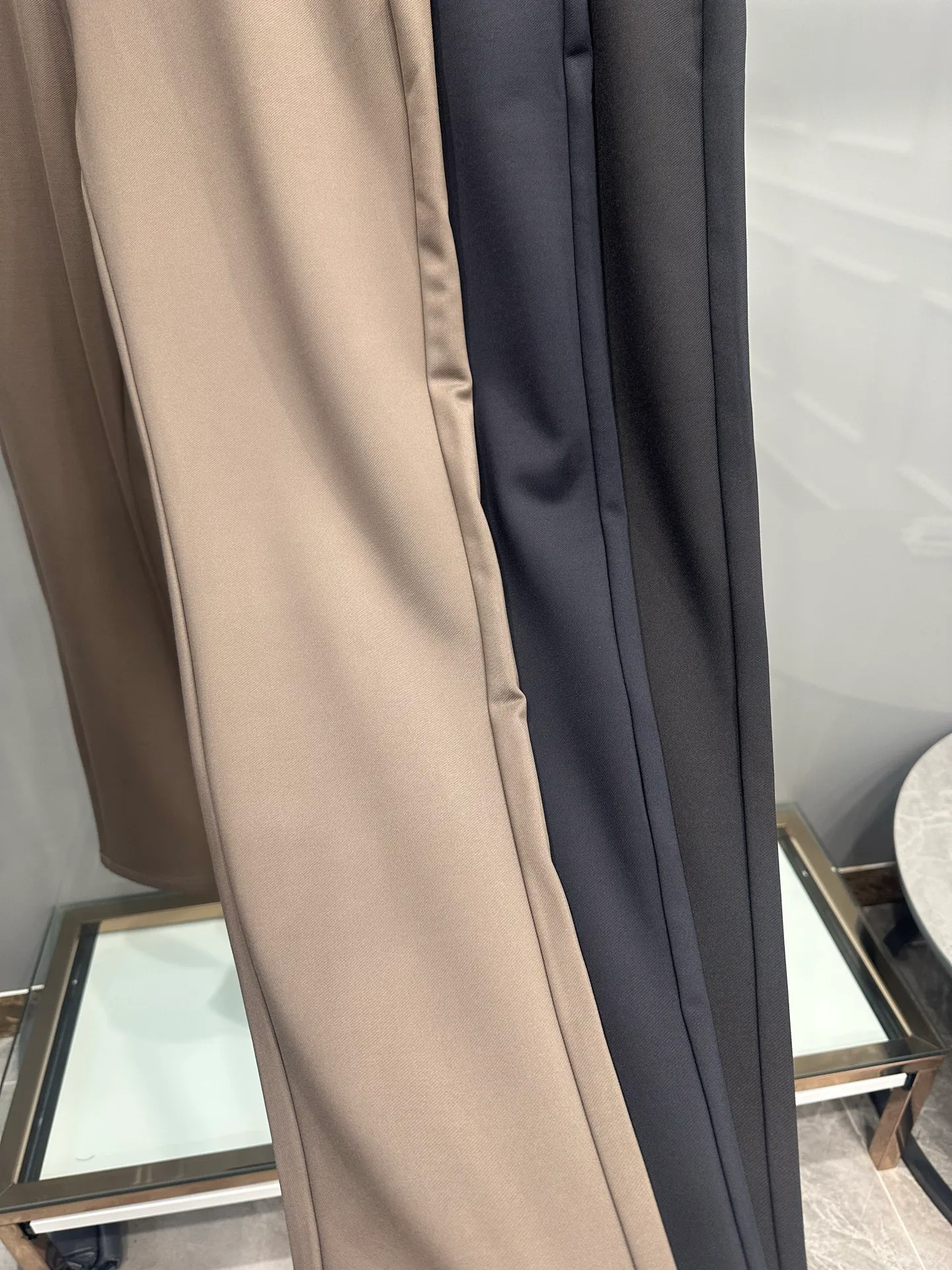 Men's Trousers PRADA 18072112