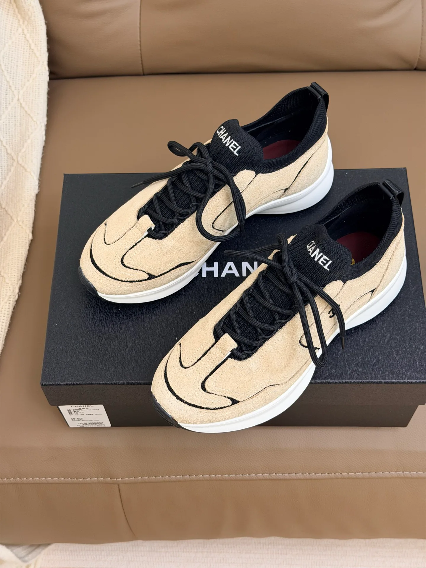 Women's Sneakers CHANEL 17510609