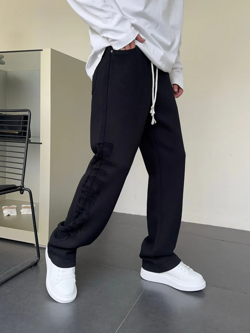 Men's Trousers BALENCIAGA 17882723