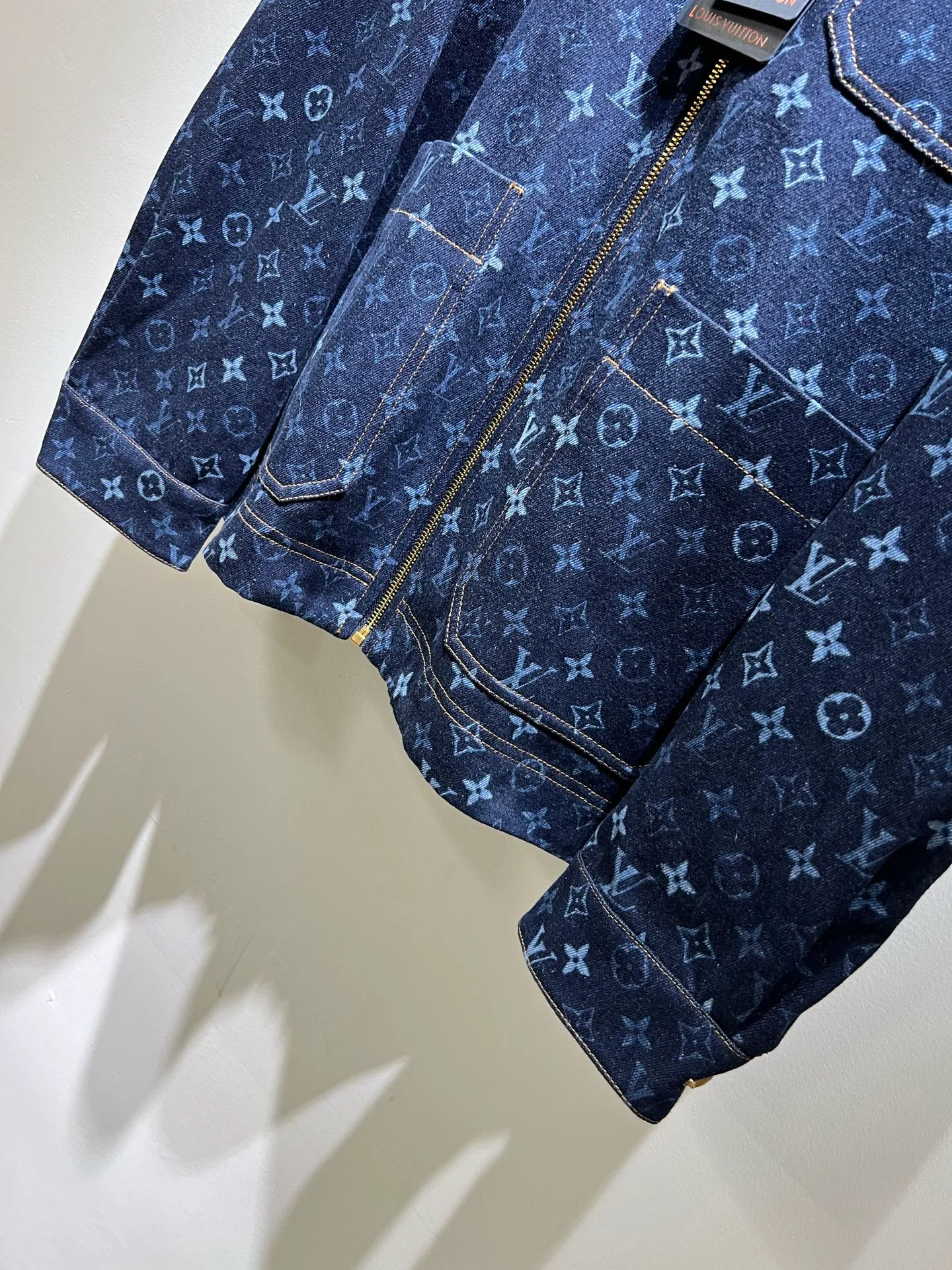 Men's Jackets And Down Jackets LOUIS VUITTON 18080717