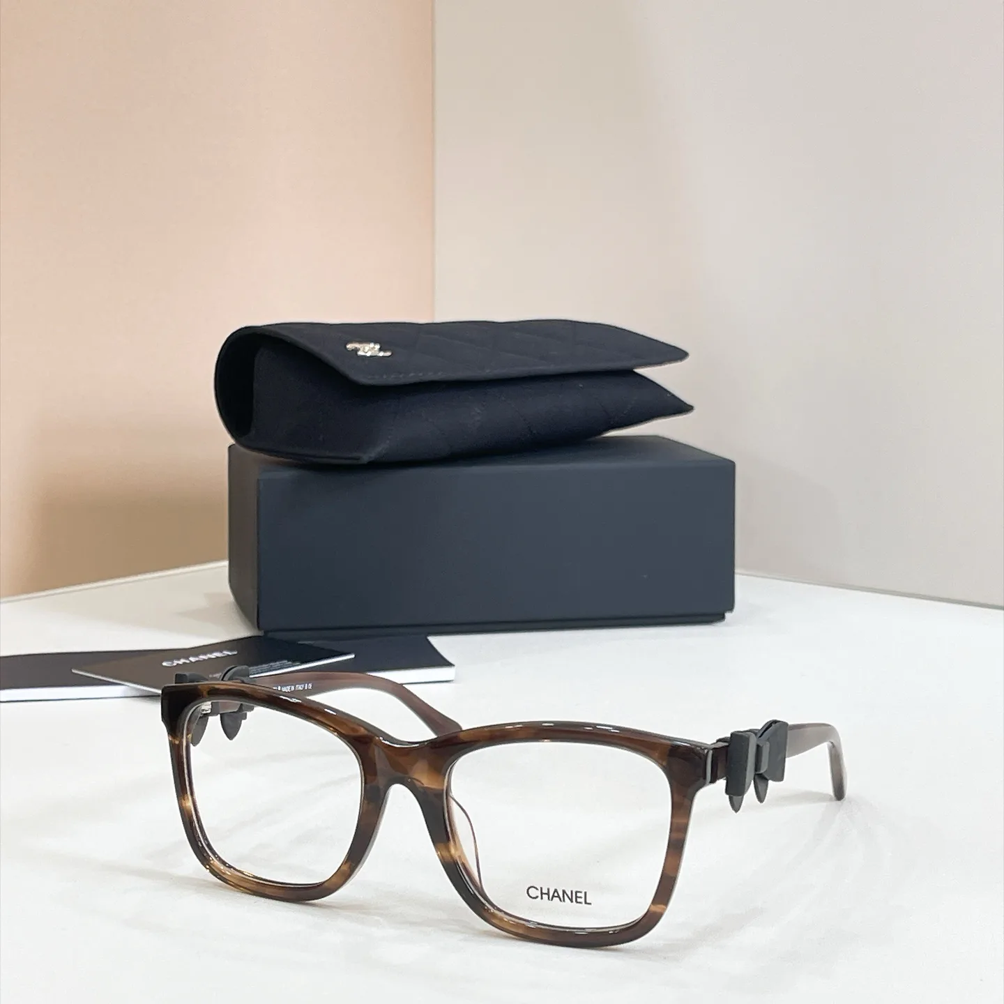 Glasses CHANEL 17949236