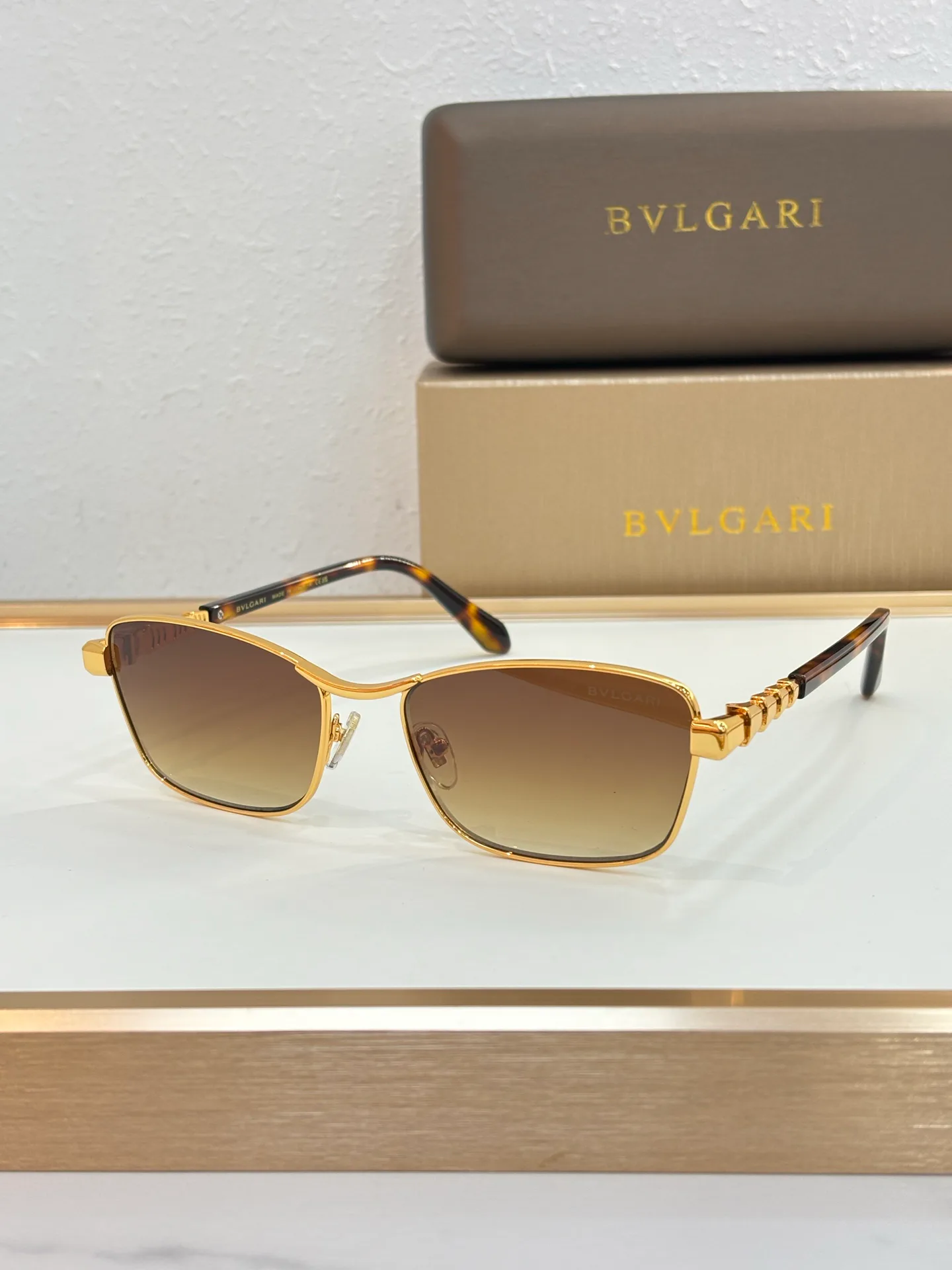 Glasses BVLGARI 18325672