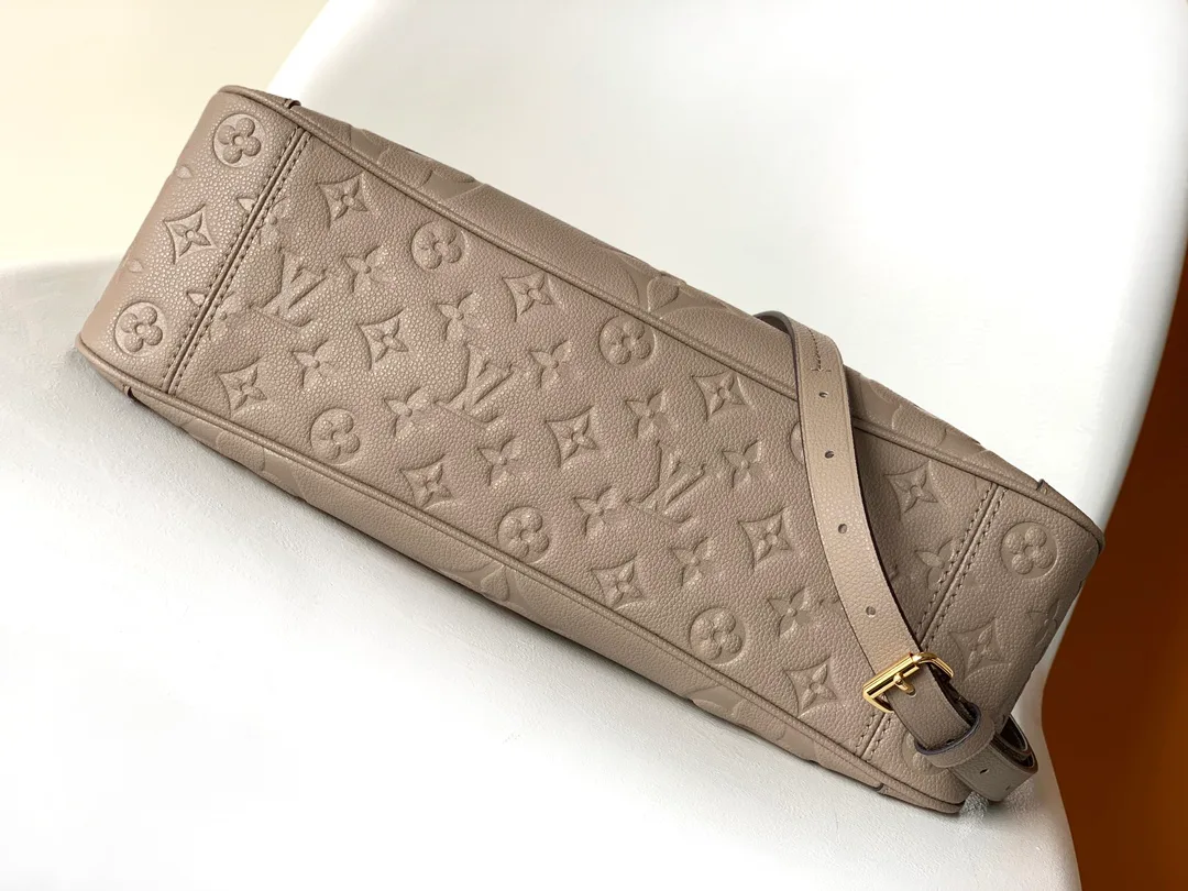 Women's Classic Handbags LOUIS VUITTON 17949192