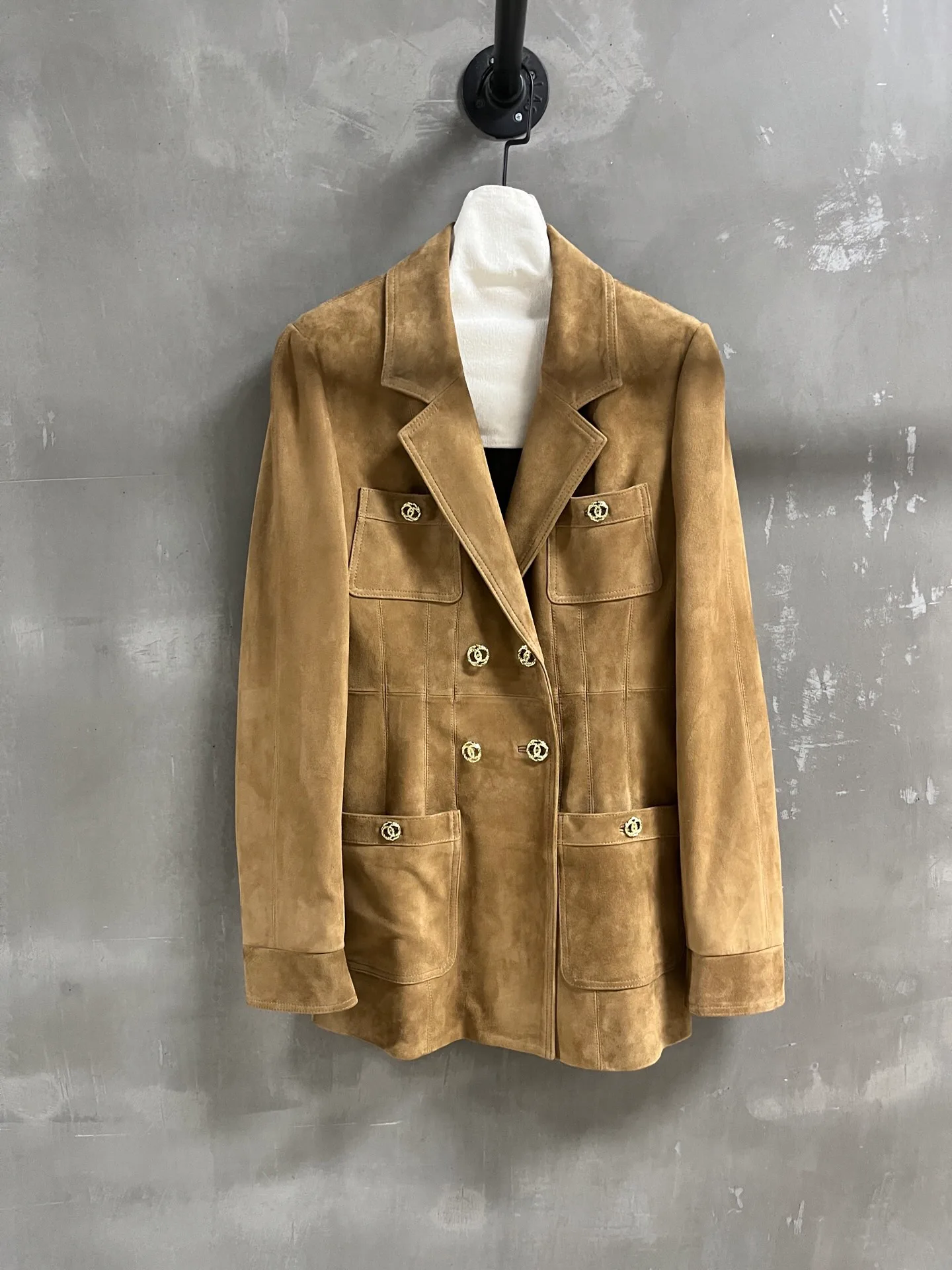 Women's Leather Jackets And Sheepskin Coats CHANEL 18172746