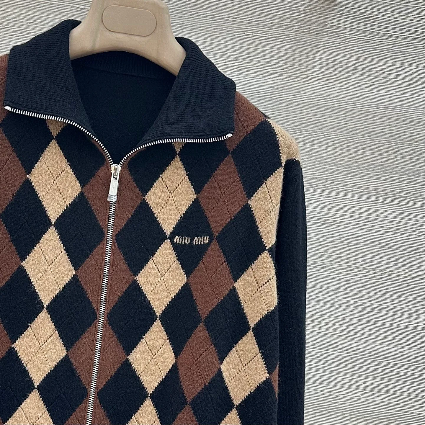 Women's Jumpers And Sweaters MIU MIU 18120010